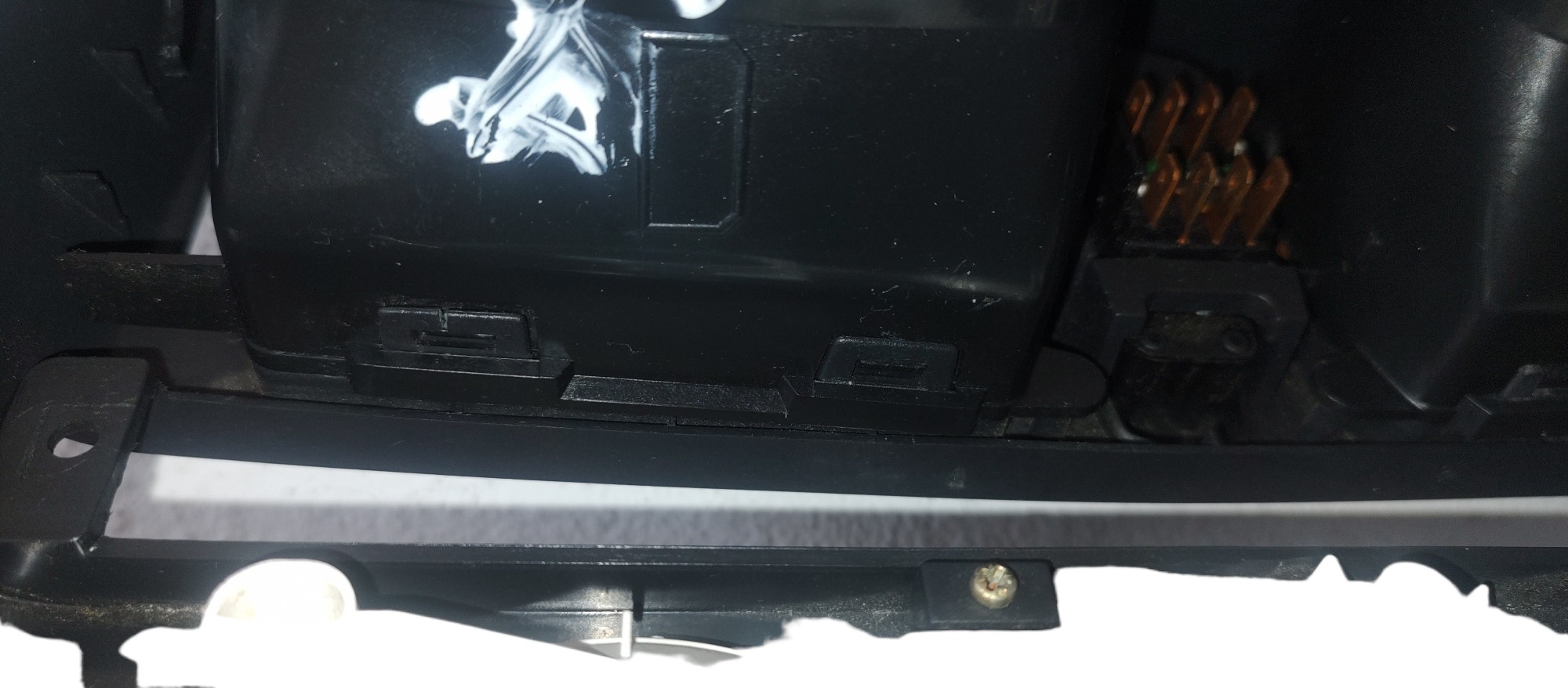 Moldura Painel Central Fiat Brava 2