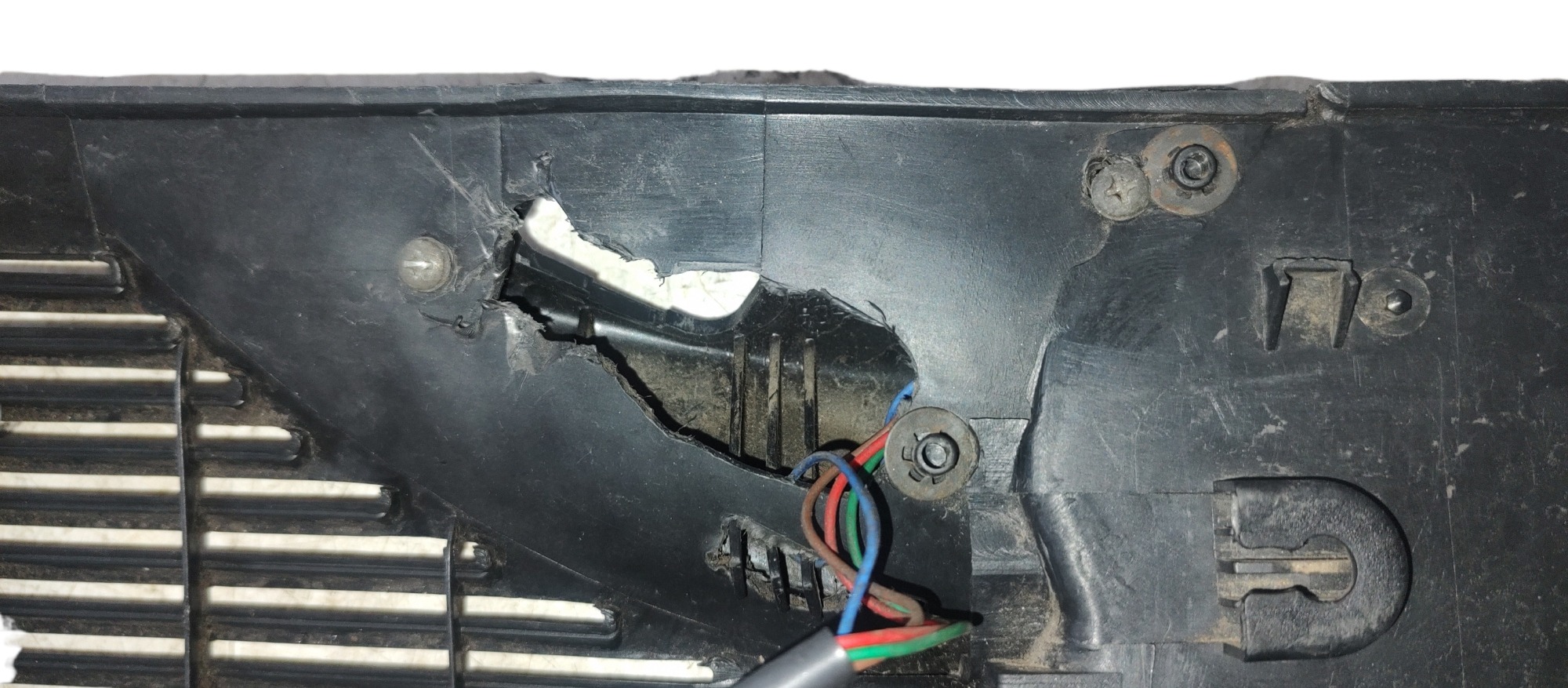 Porta Objeto Da Porta Esquerda Gm Corsa 4p Com Detalhe Cinza 3