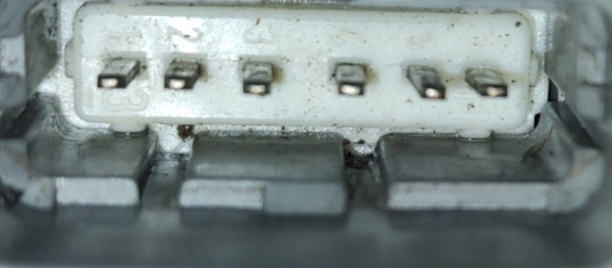 Fechadura Dianteira Direita Peugeot 206 10