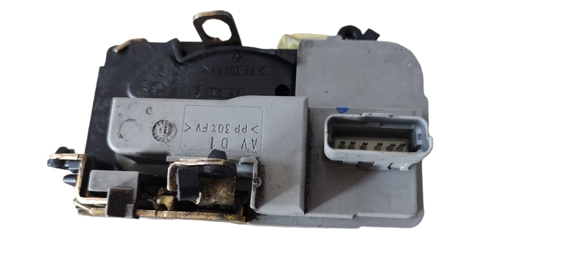 Fechadura Dianteira Direita Peugeot 206 5