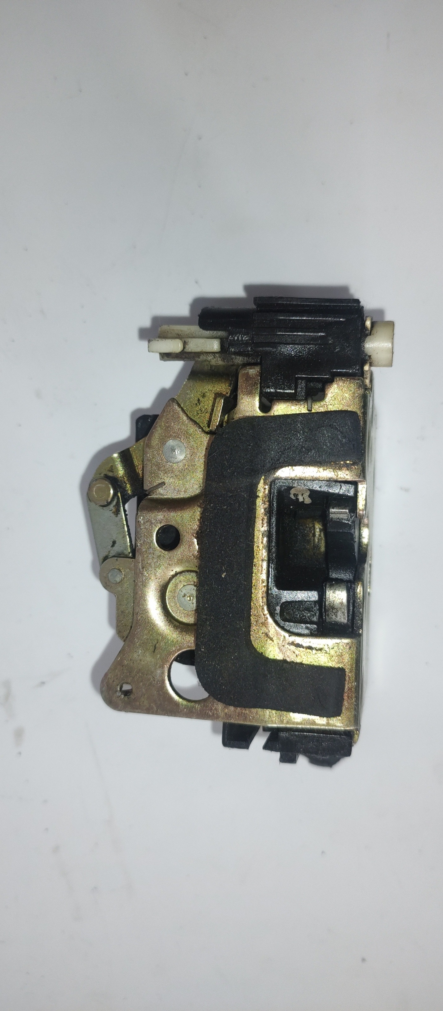 Fechadura Traseira Esquerda Fiat Palio 4p 2