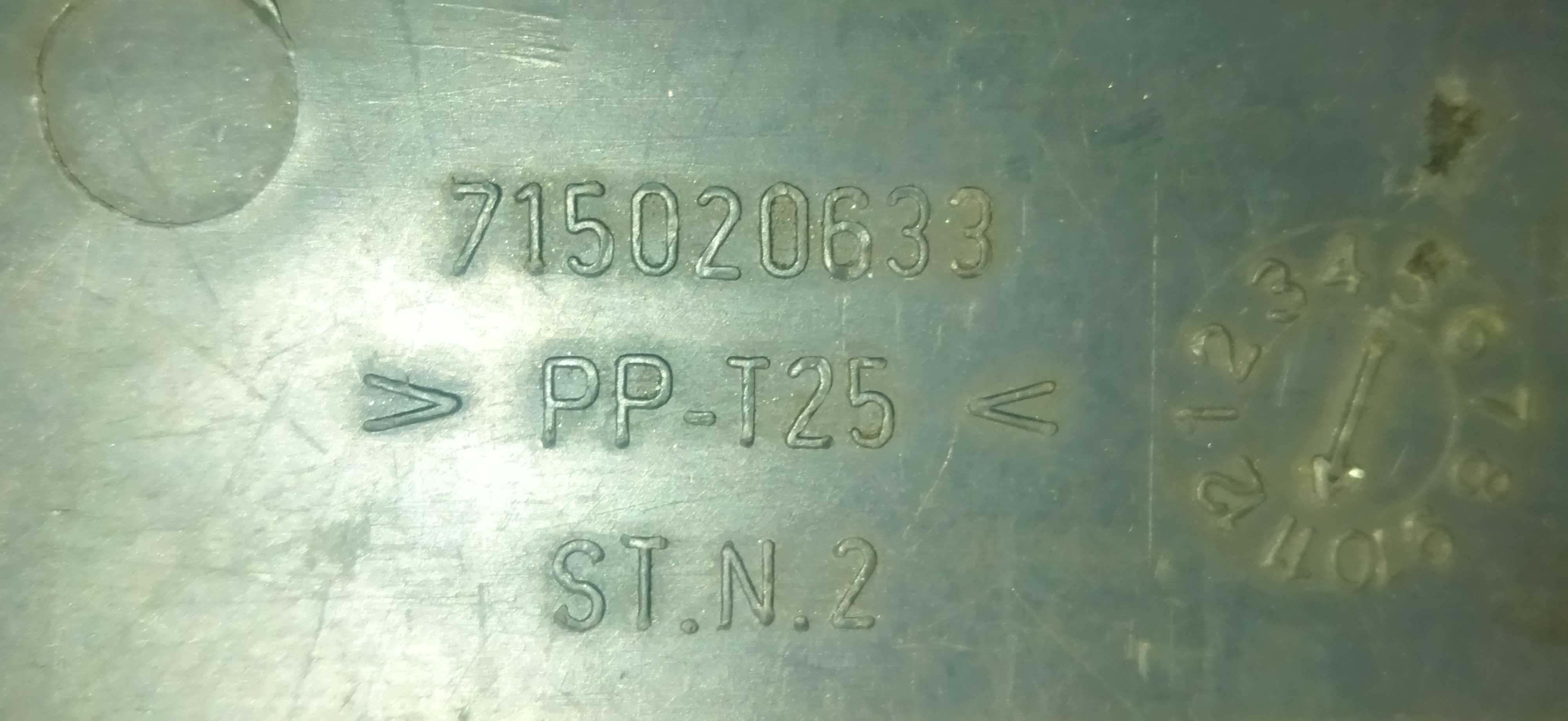 Moldura Porta Objetos Dianteira Direita Fiat Palio 4 Portas 10