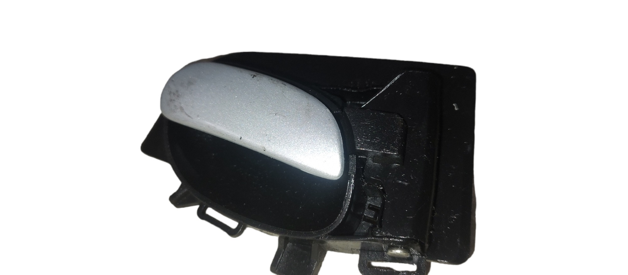 Maçaneta Interna Traseira Esquerda Peugeot 206 Prata Traseira 1