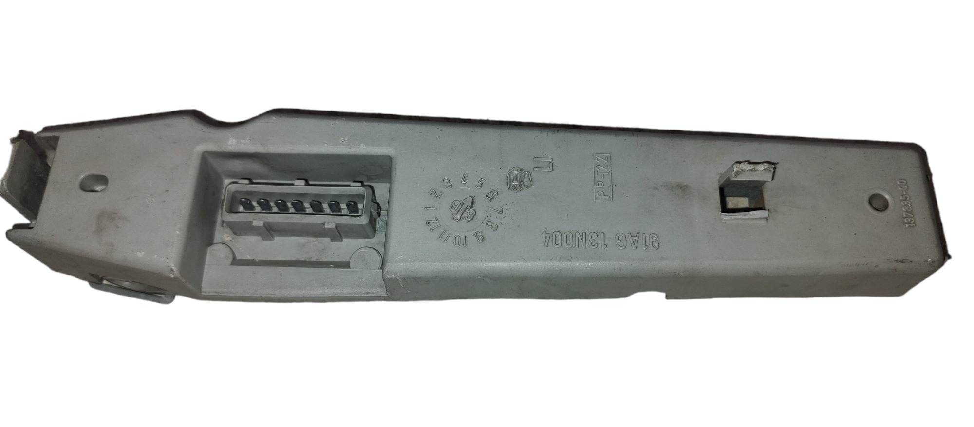 Circuito Soquete Direita Ford Escort Gl Wagon 1999 C/detalhe