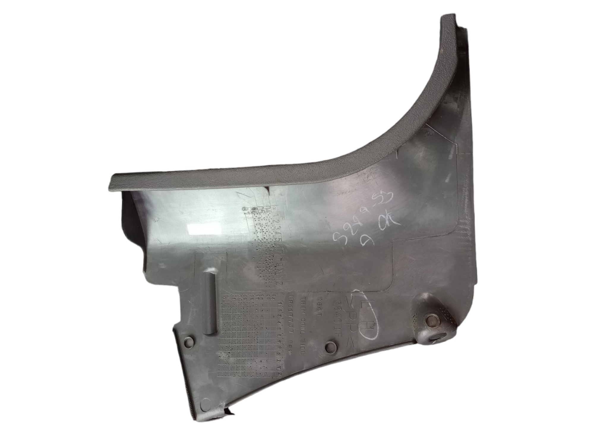 Acabamento Soleira Dianteira L.e  L200 2012 4