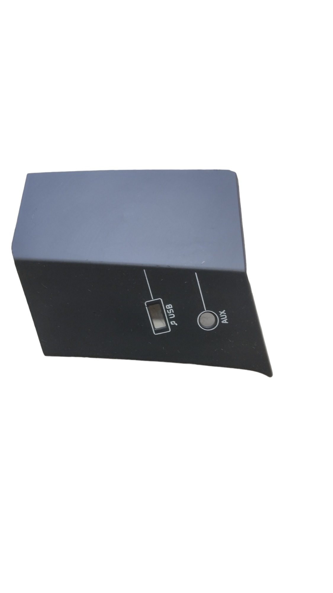 Moldura Suporte Entrada Usb Aux L.e Fh 460-540 2016 A 2021 4