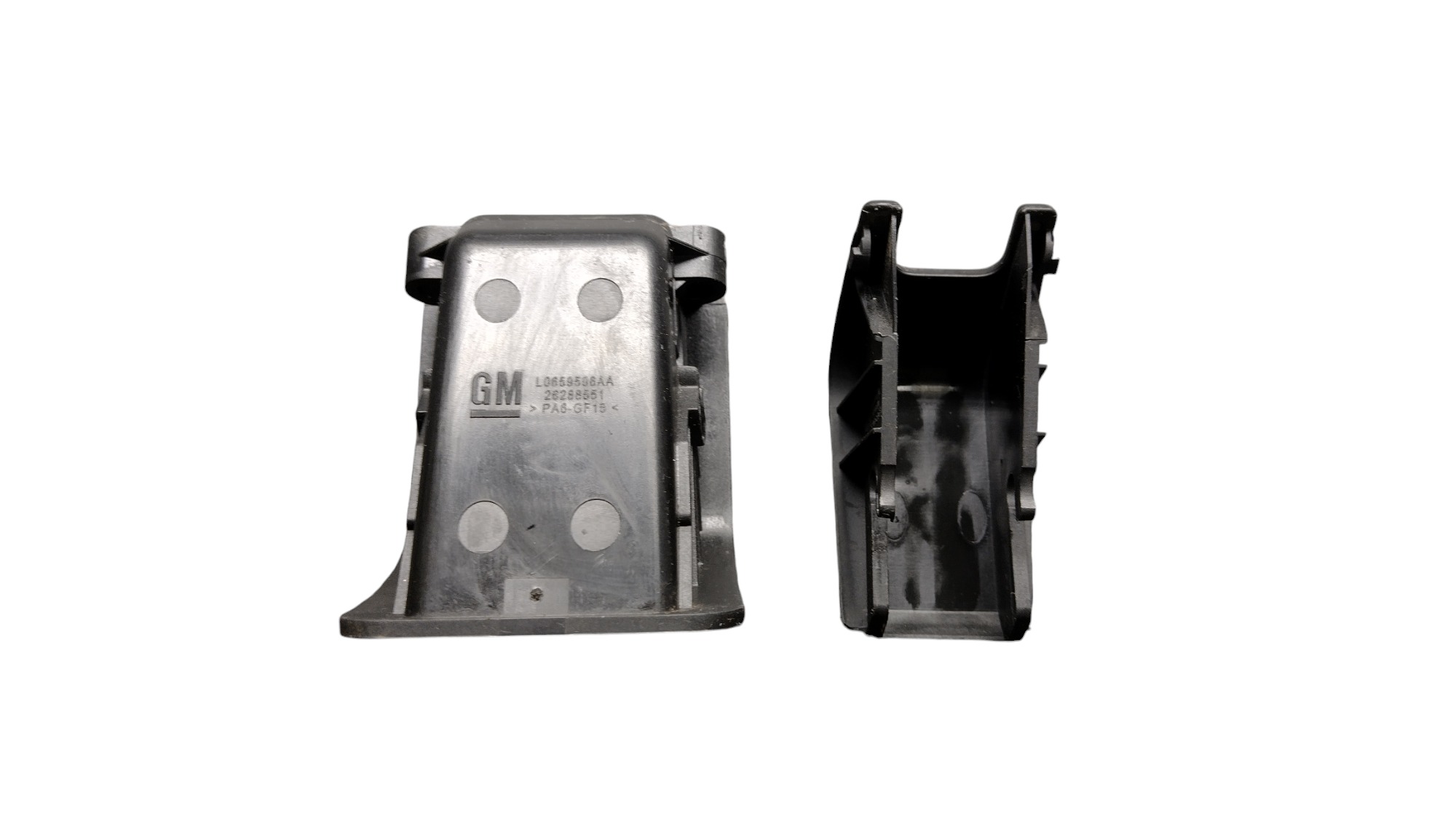 Acabamento Isofix Gm Tracker 2021 Preto 4