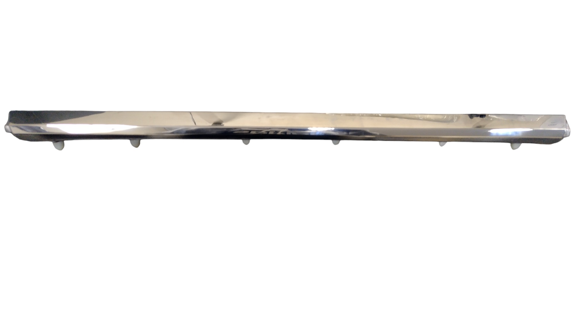 Aplique Tampa Traseira Toyota Corolla 2023 Com Detalhe 4