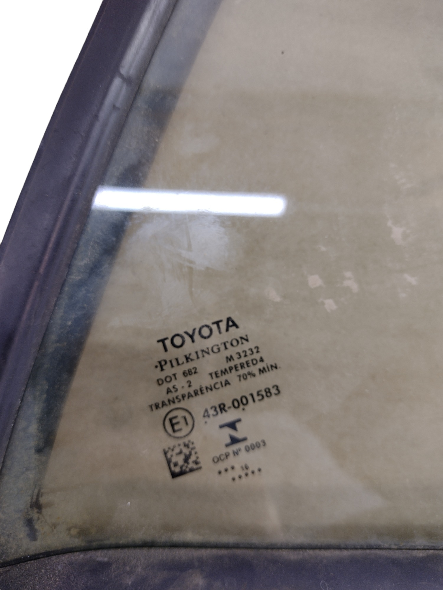 Vidro Fixo T.d Toyota Hilux Sw4 2010 3