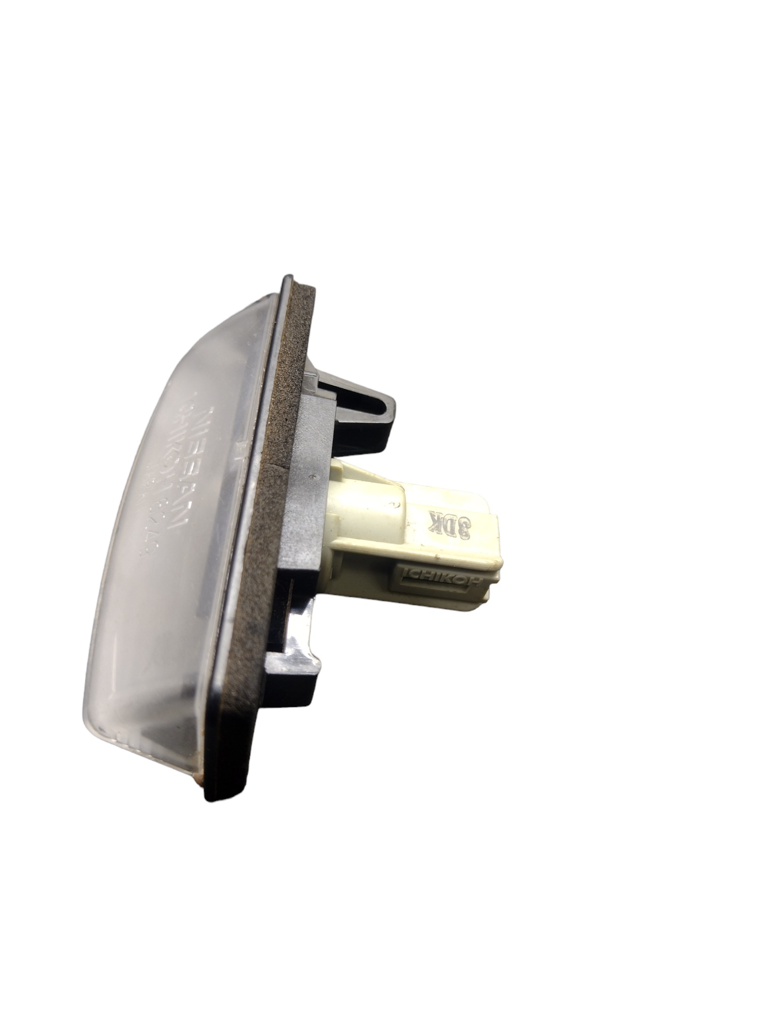 Luz De Placa Nissan Sentra 2012 3