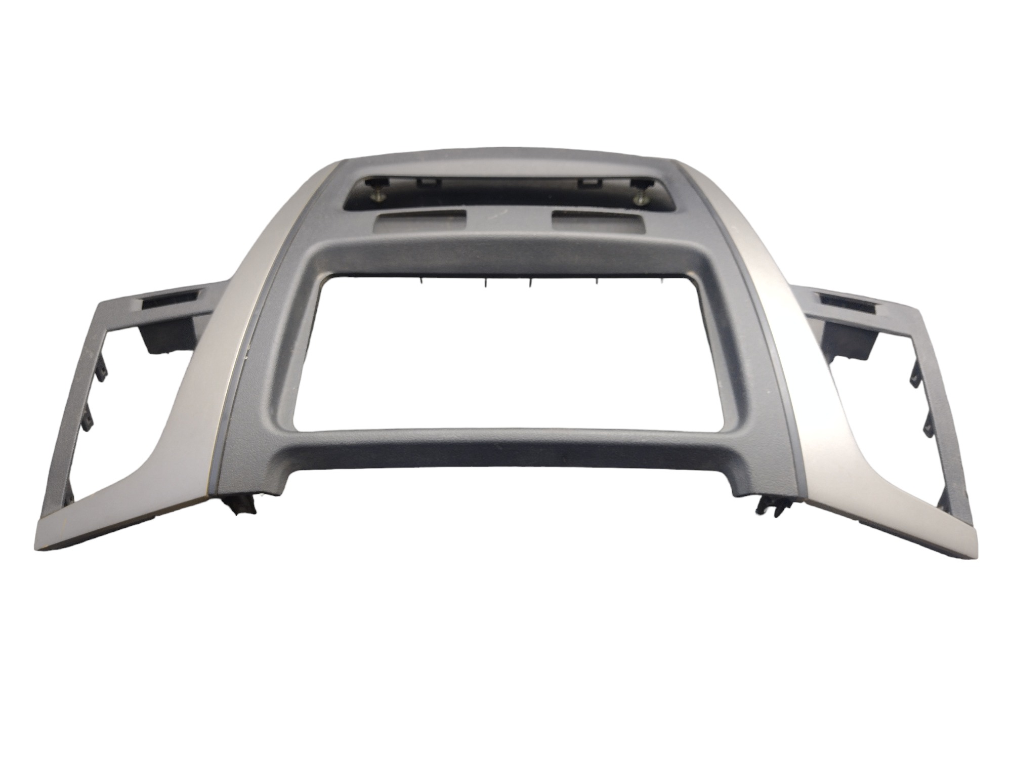 Moldura Central Hilux 2010 Com Detalhes 3