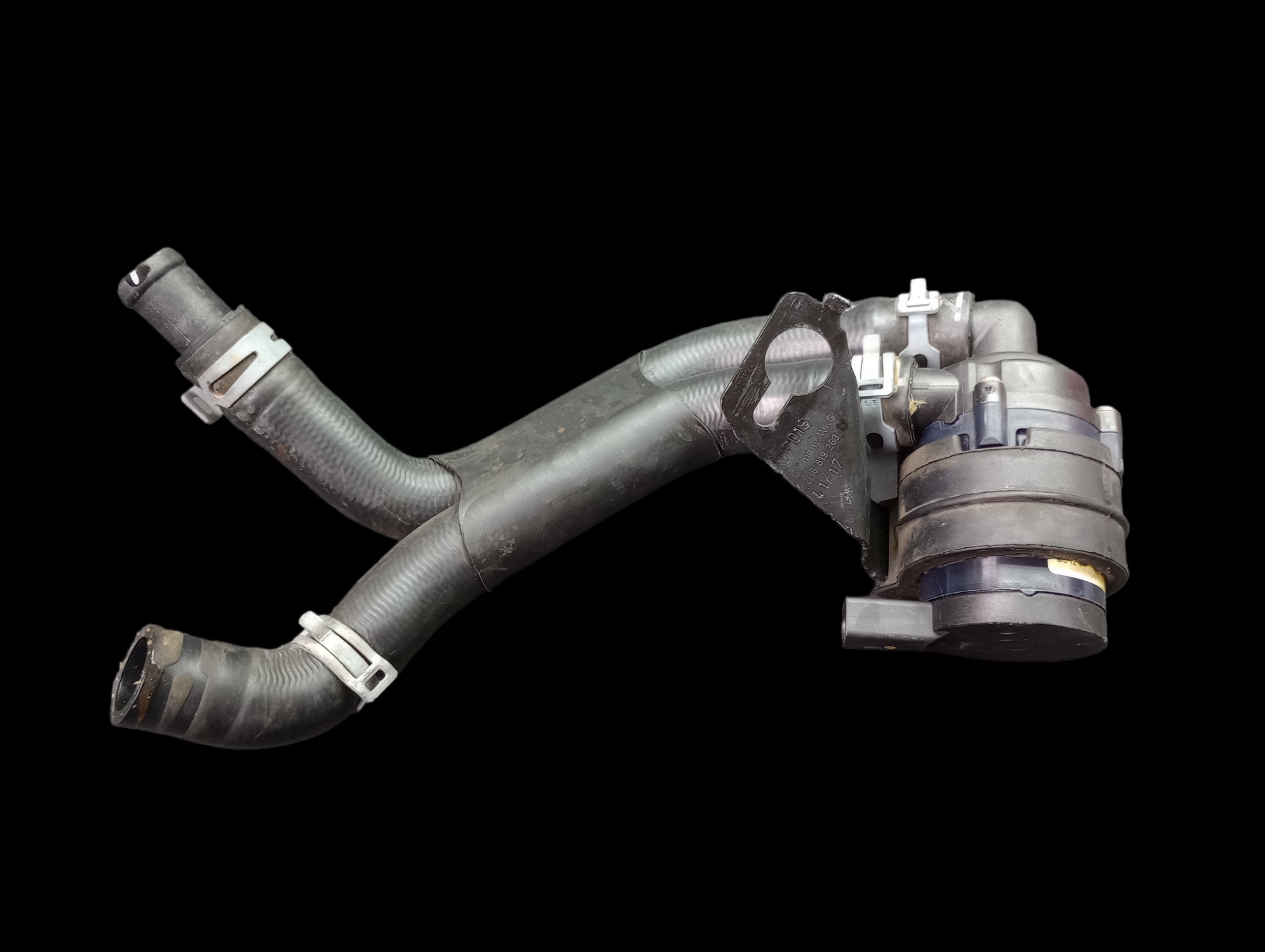 Bomba De Agua Auxiliar Superior Amarok 2.0 Biturbo 2018 3