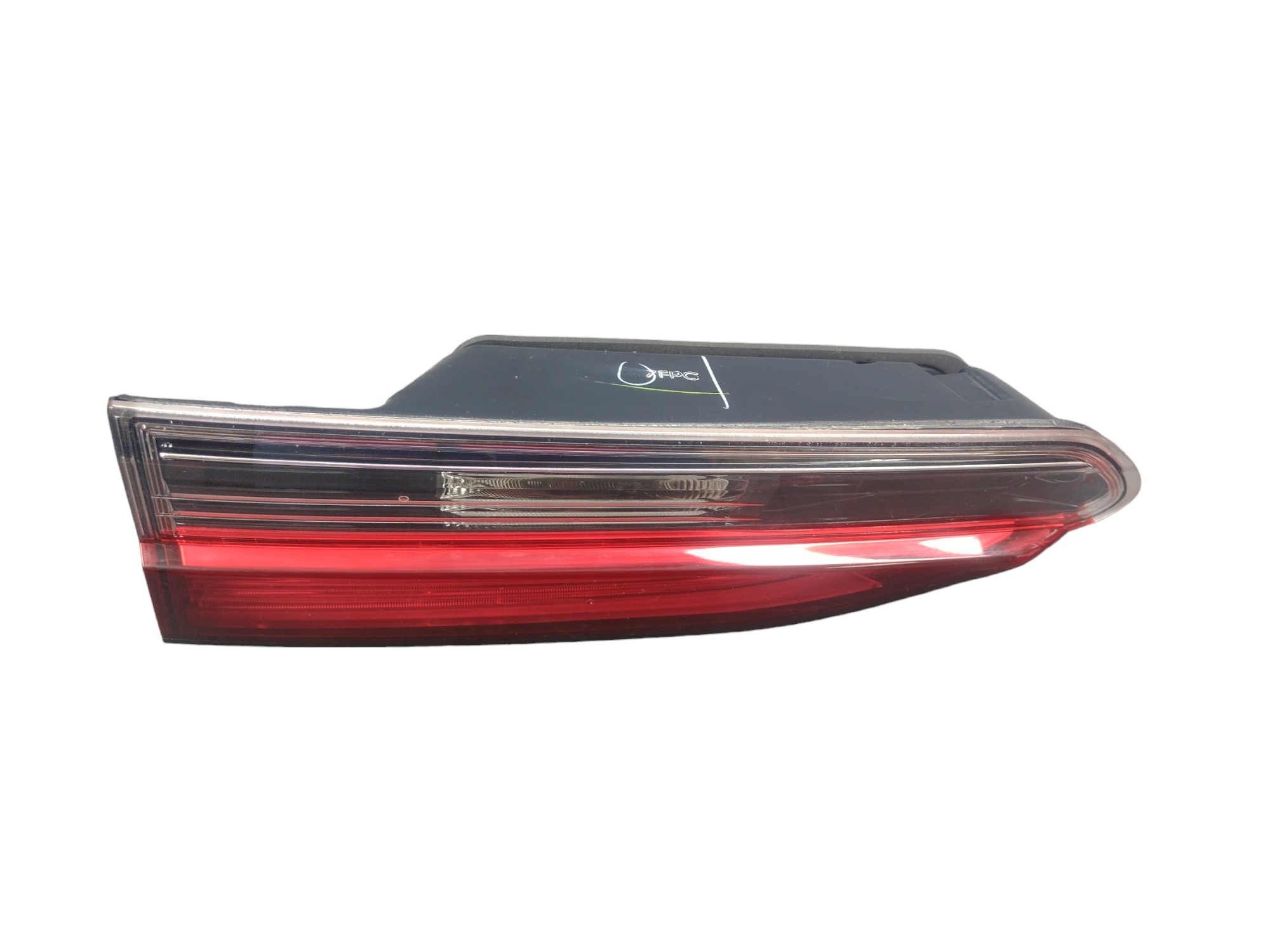 Lanterna Tampa Traseira Ld Corolla Cross Xrx 2022 Direito/passageiro 01 6