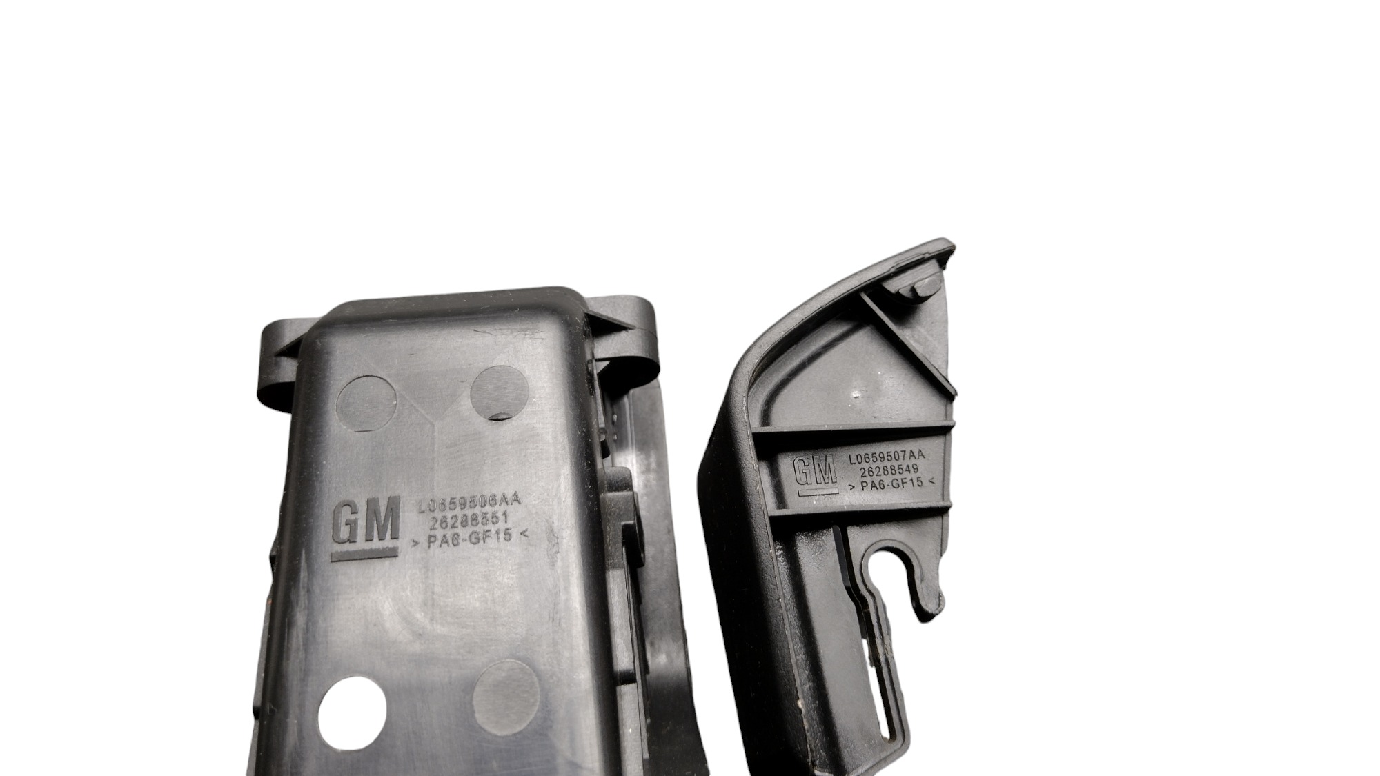 Acabamento Isofix Gm Tracker 2021 Preto 5