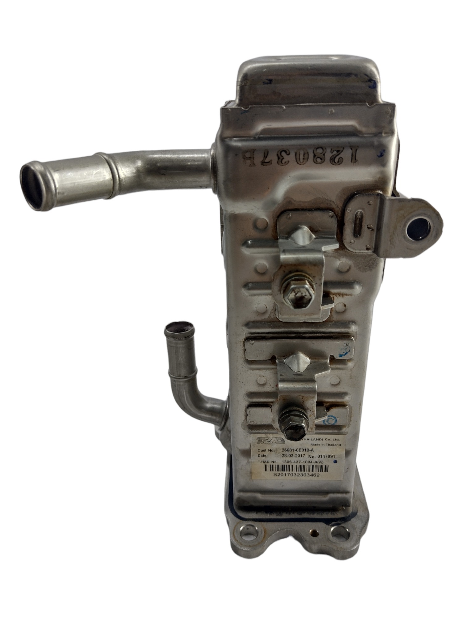 Radiador Válvula Egr Toyota Hilux 2017 25681-0e010-a 3
