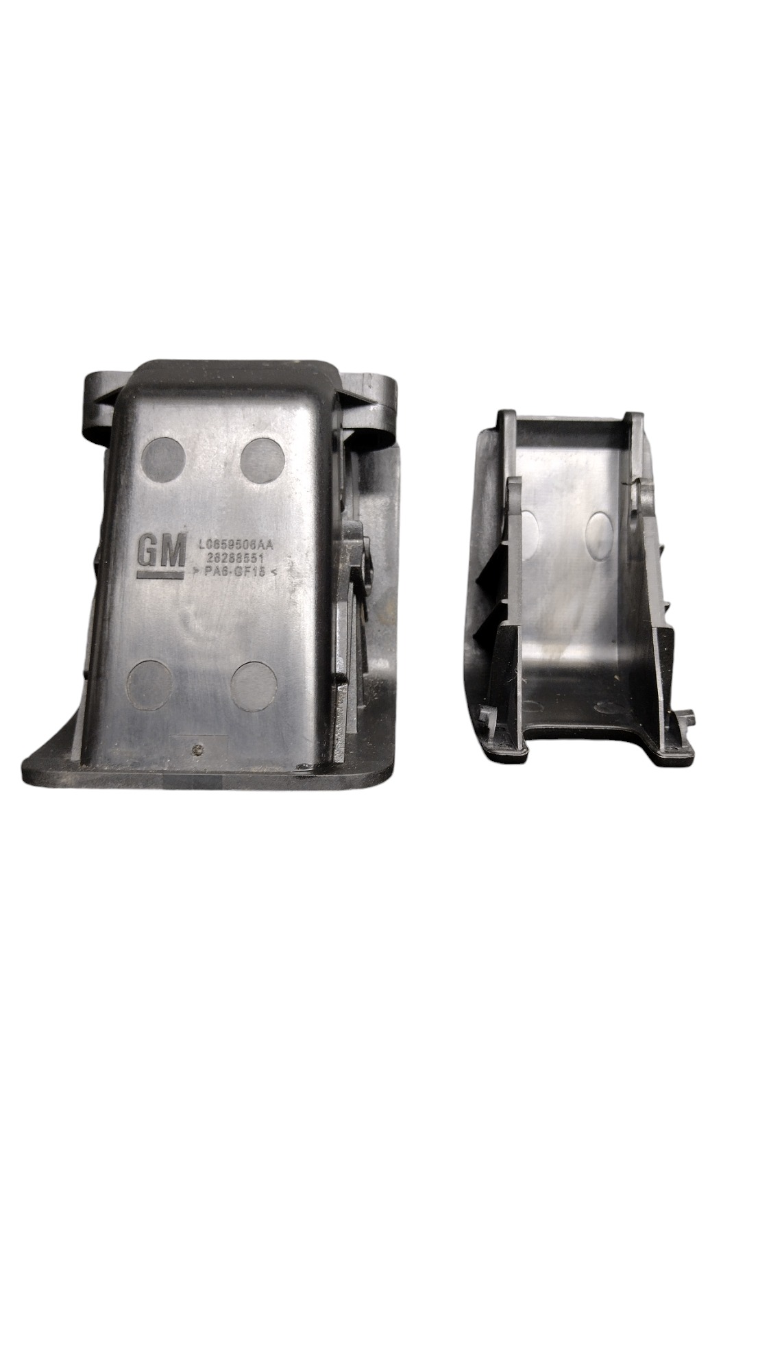 Acabamento Isofix Gm Tracker 2021 Preto 4