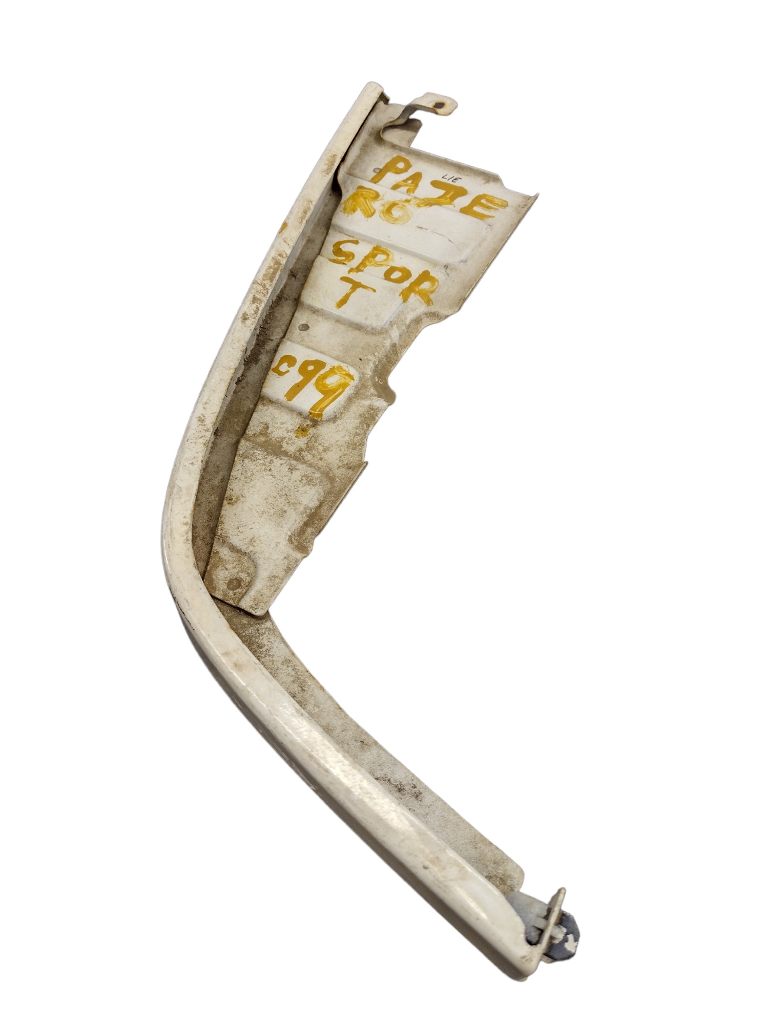 Acabamento Inferior L.e Farol Pajero Sport 1998 4