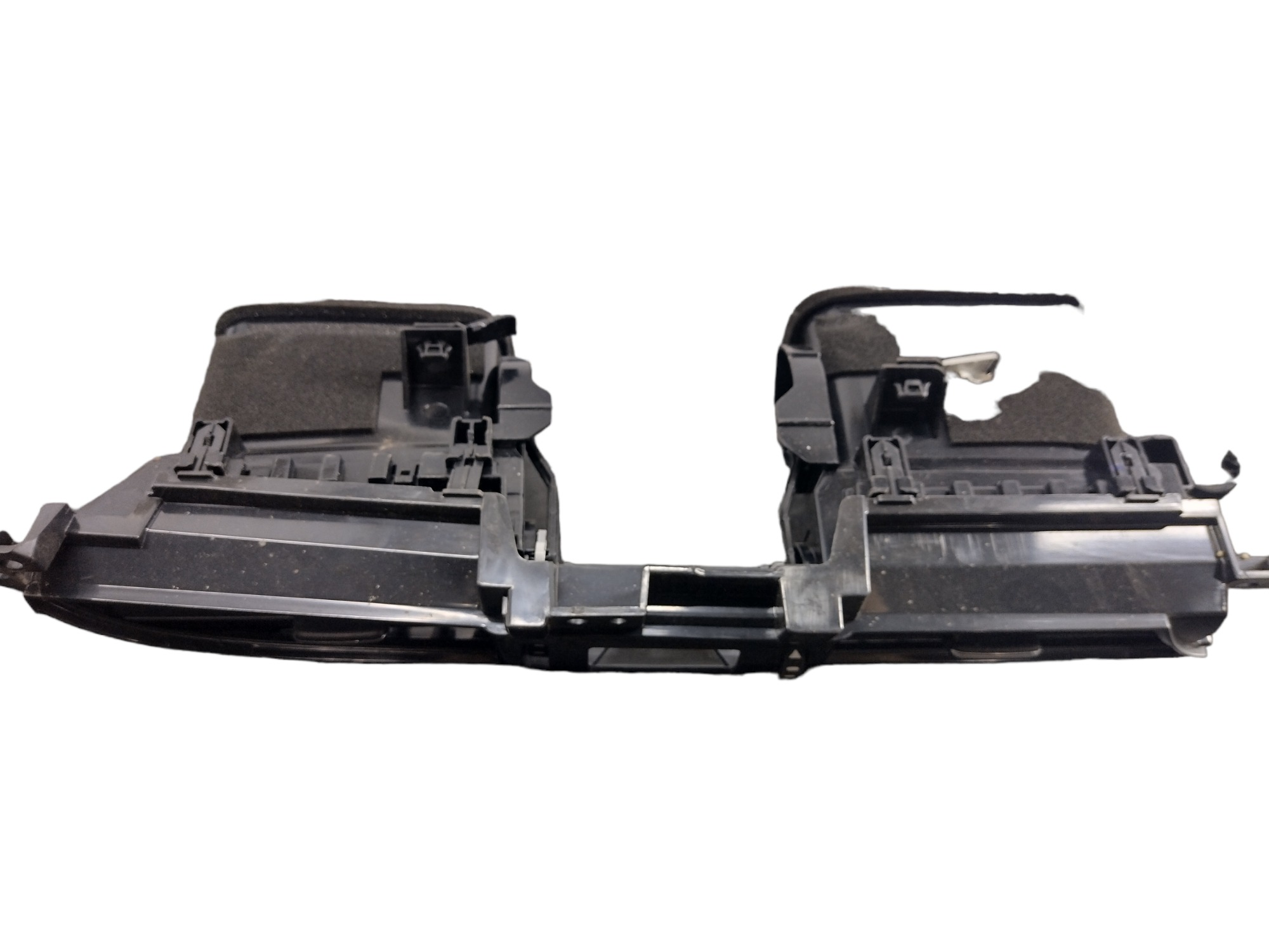 Moldura Difusor Central Hilux 2.8 2019 4