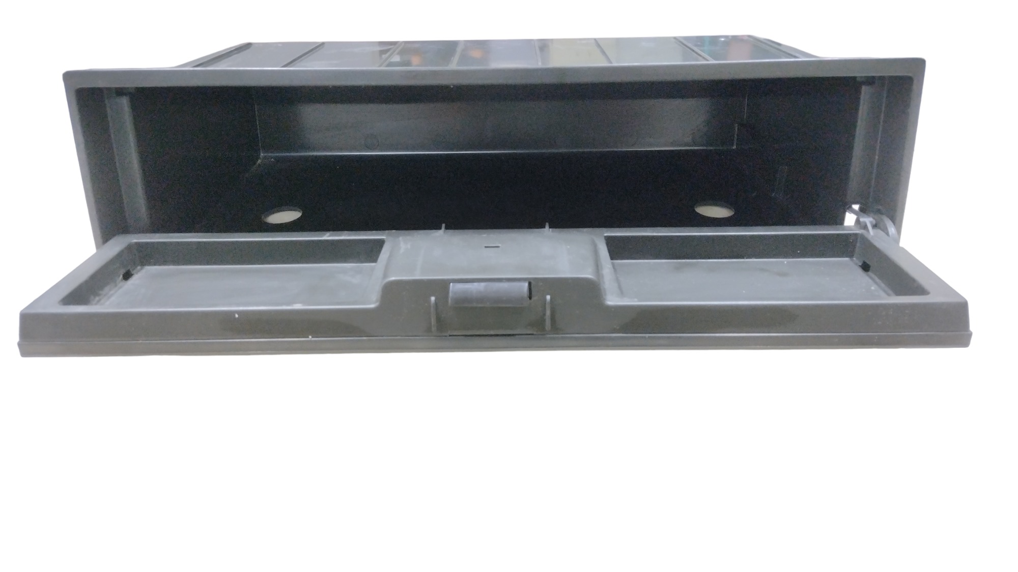 Porta Luvas Fh 460-540 2016 A 2021 3