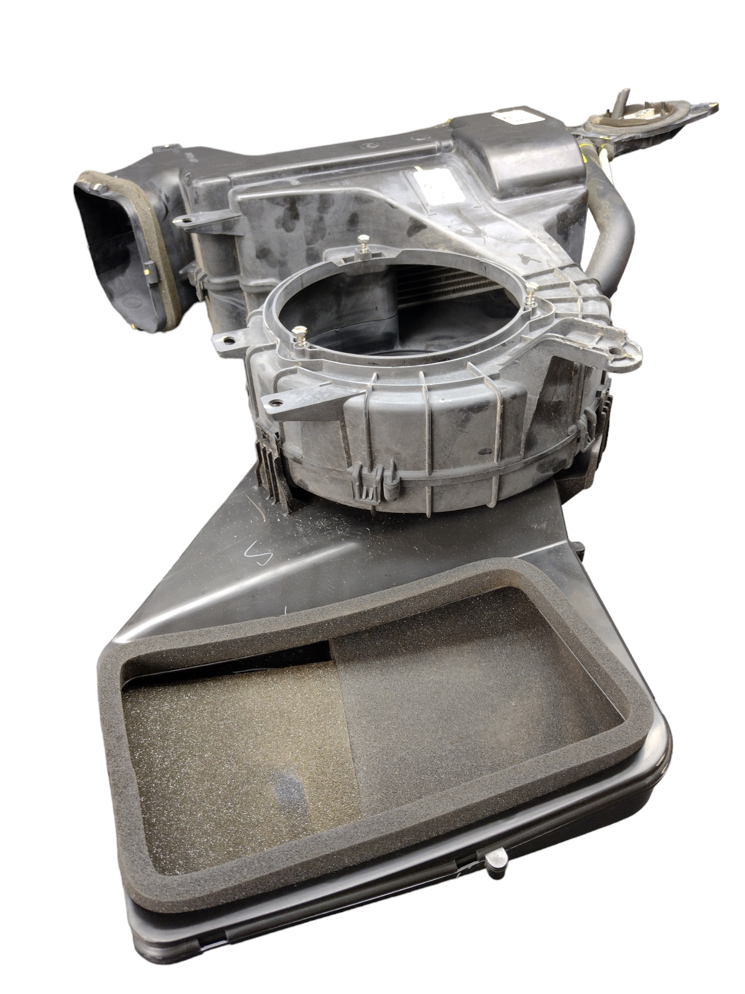 Caixa Do Ar Condicionado Porta Malas Hilux Sw4 2.8  Srx 2018 3