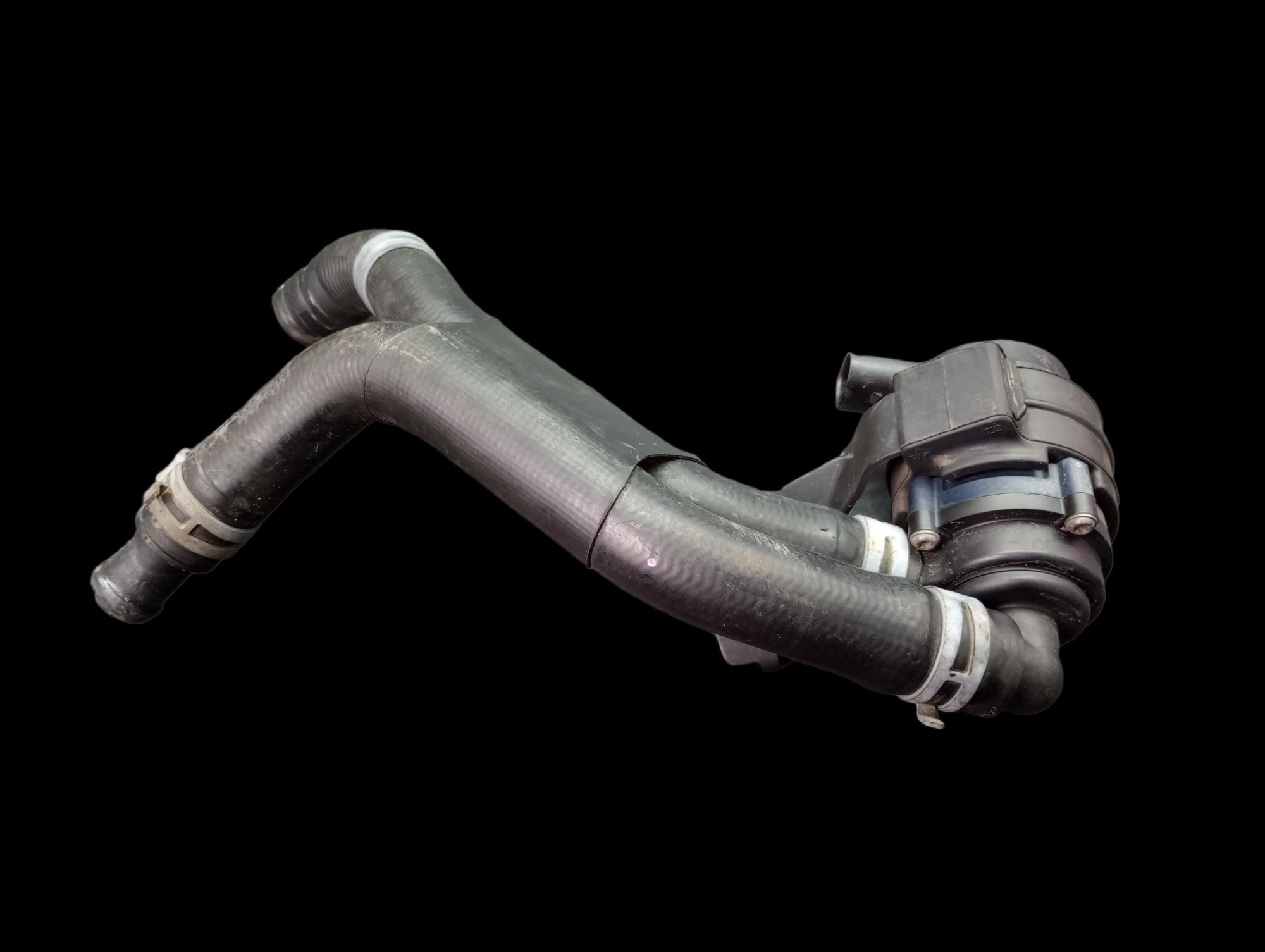 Bomba De Agua Auxiliar Superior Amarok 2.0 Biturbo 2018 4