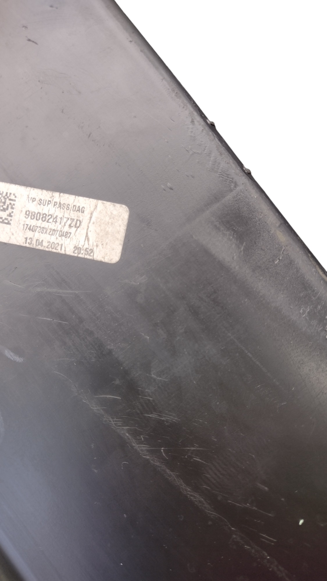 Porta Luvas Peugeot Expert 2021 Com Detalhe 6