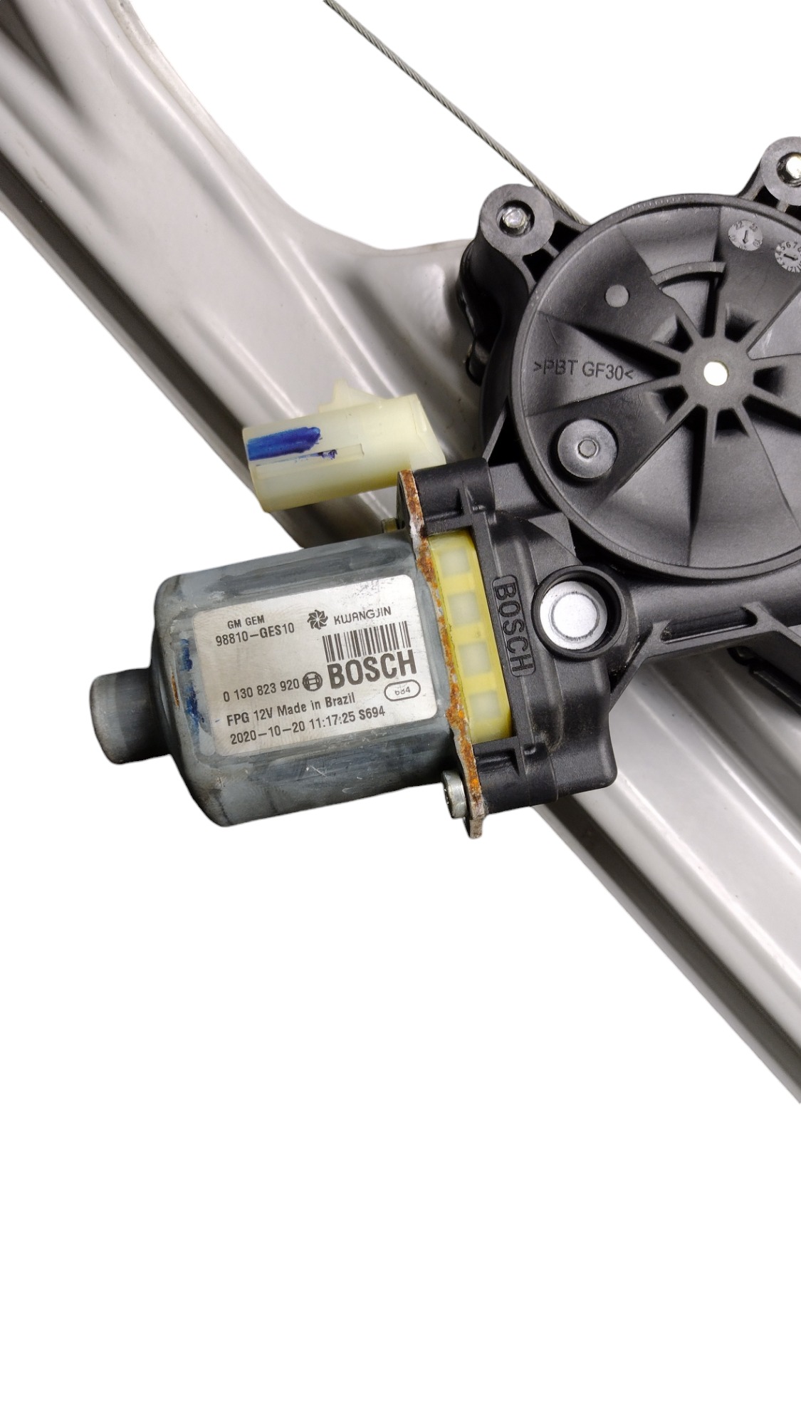 Maquina De Vidro Porta D.d Gm Tracker 2021 5
