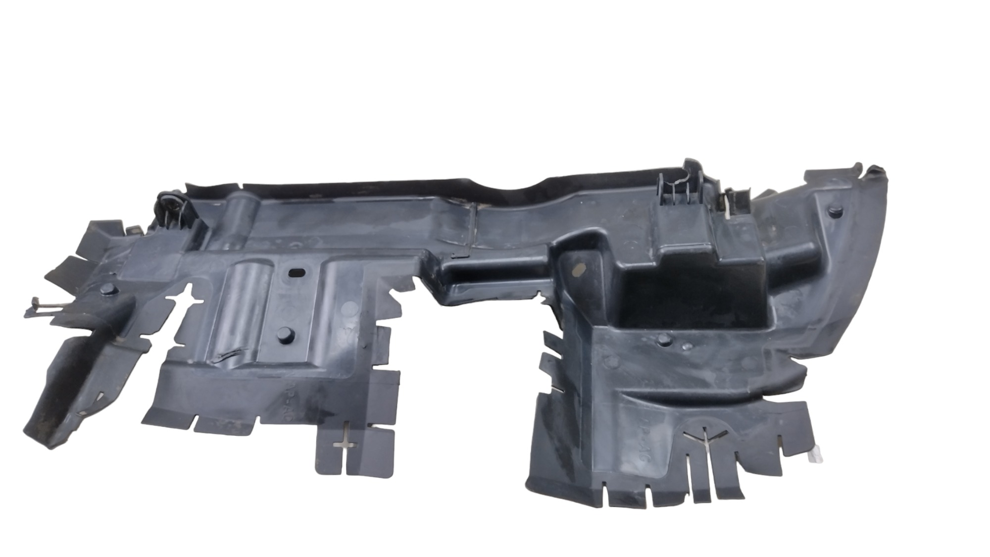 Defletor Radiador L.e Peugeot Expert 2022 2