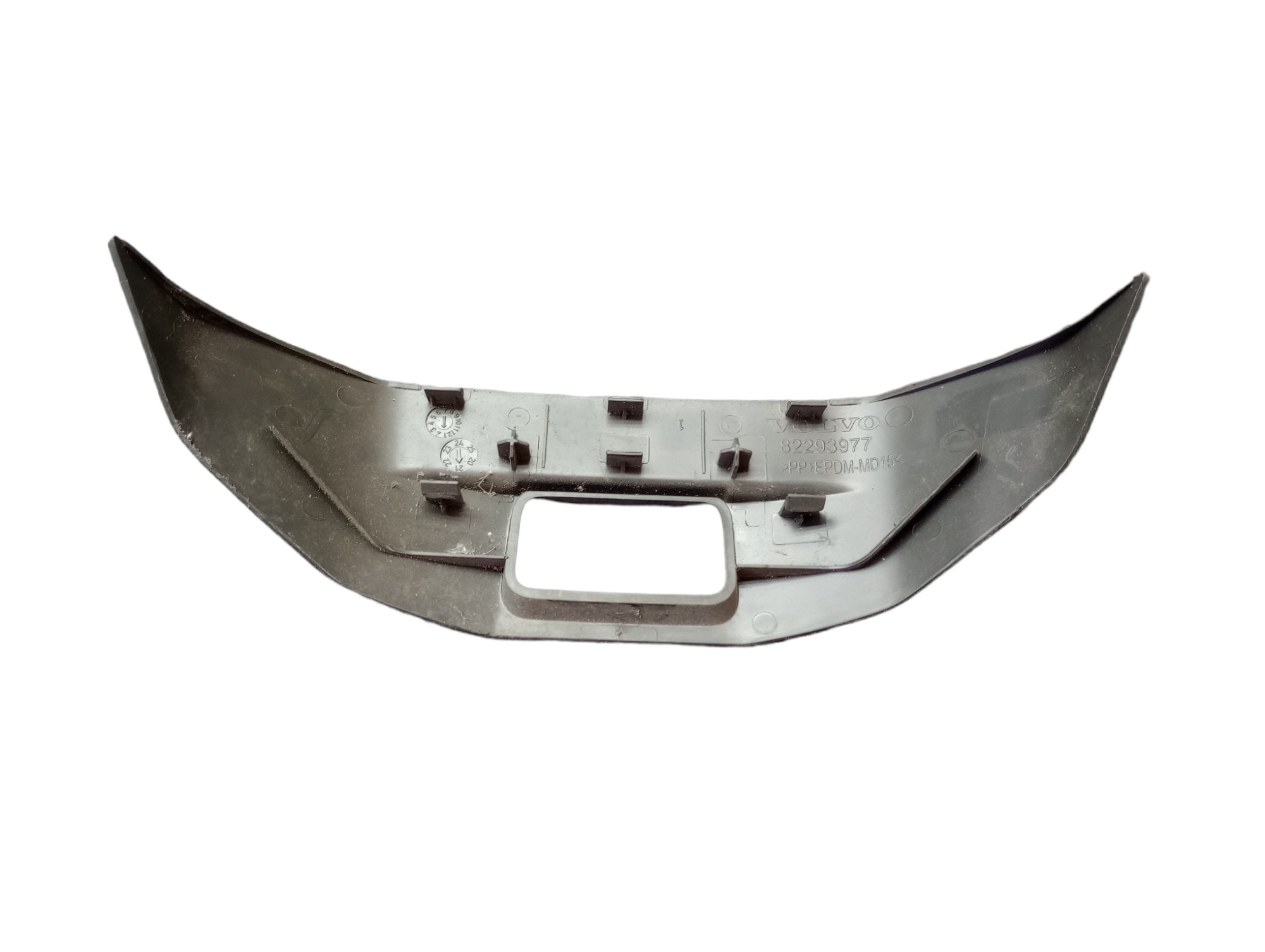 Acabamento Interno Painel Fh 460 540 2016 3