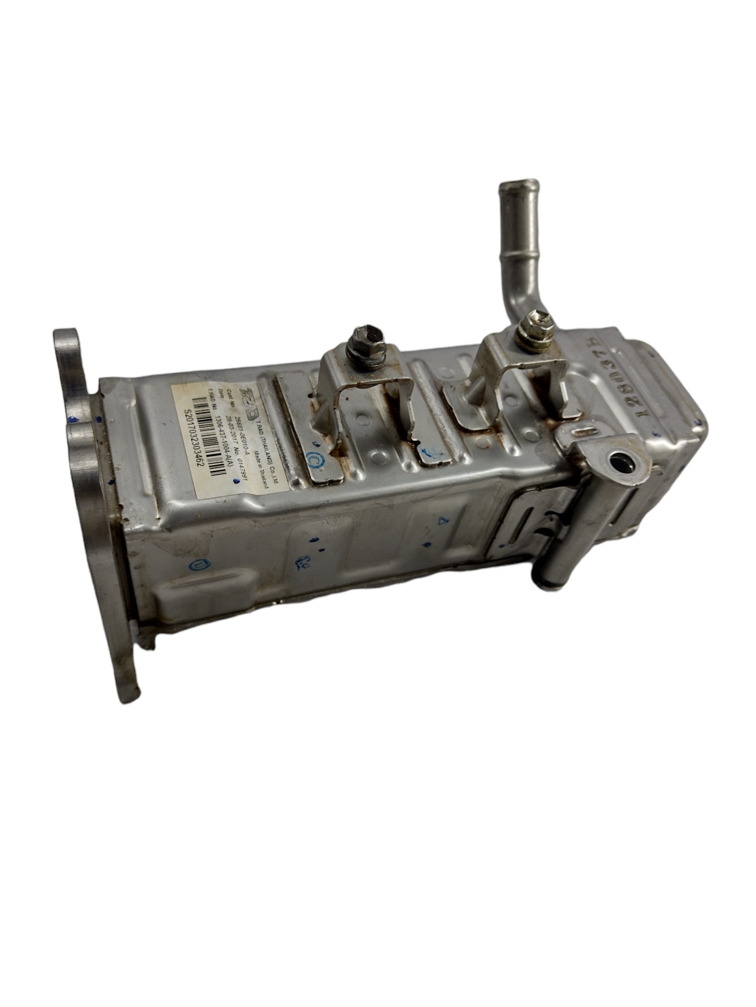 Radiador Válvula Egr Toyota Hilux 2017 25681-0e010-a 5