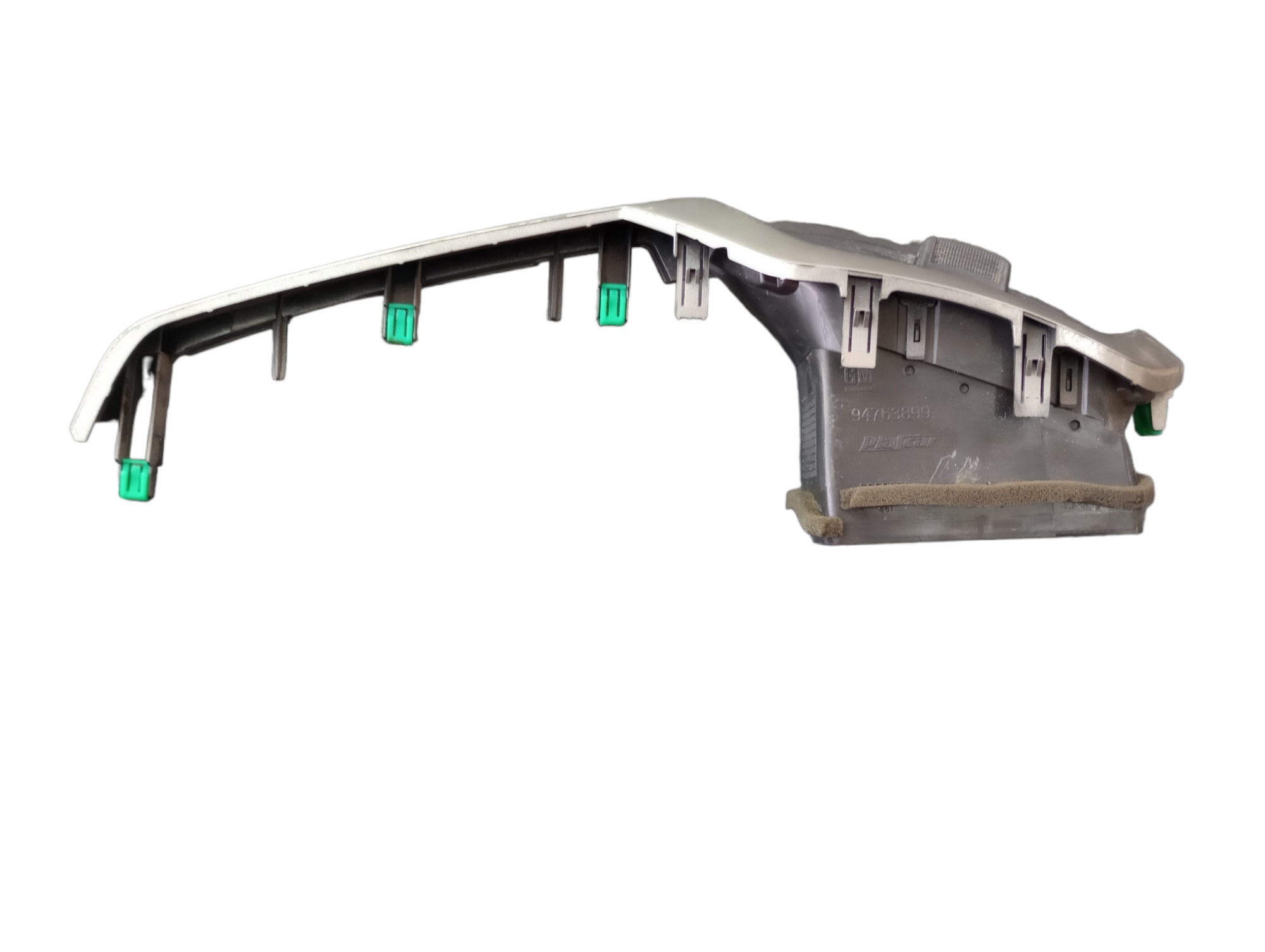 Difusor Ar Central L.d Trailblazer 2013 Com Detalhes 4