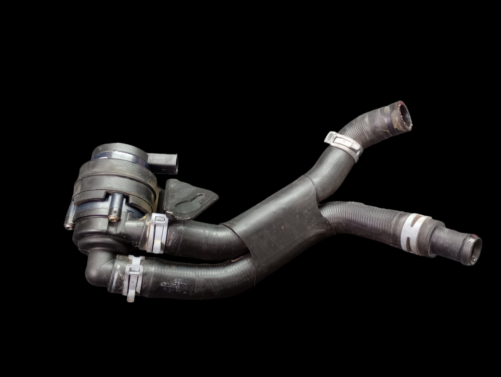 Bomba De Agua Auxiliar Superior Amarok 2.0 Biturbo 2018 5