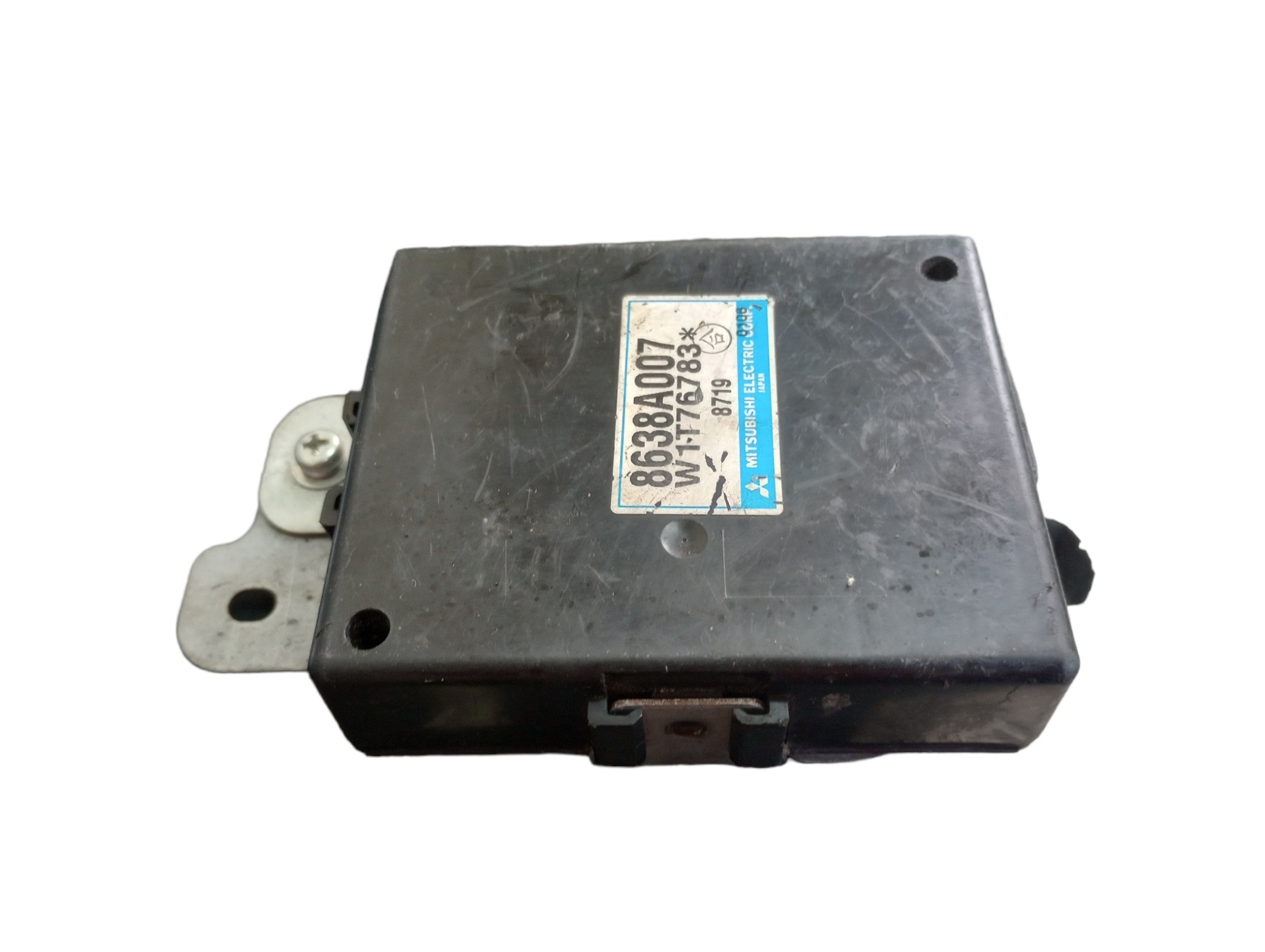 Módulo Central Pajero Full 3.8 2008 8638a007 4
