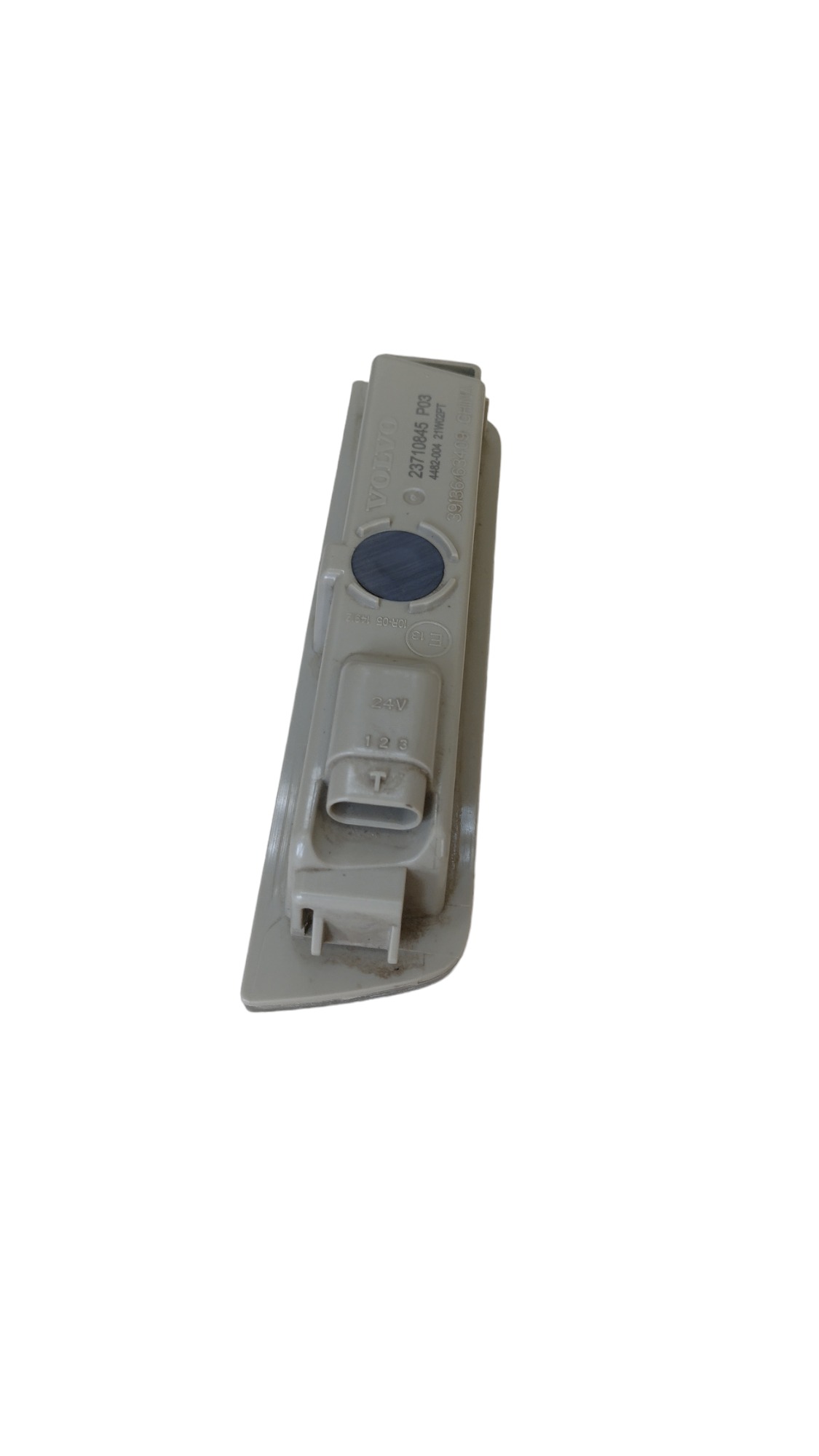 Luz Cortesia Cabine Volvo Fh 460-540 2016 A 2021 2