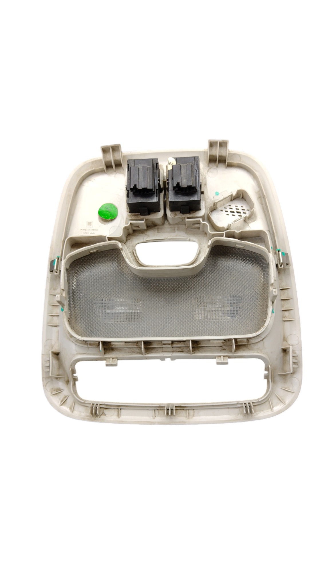 Luz De Cortesia Teto Gm Tracker 2021 3