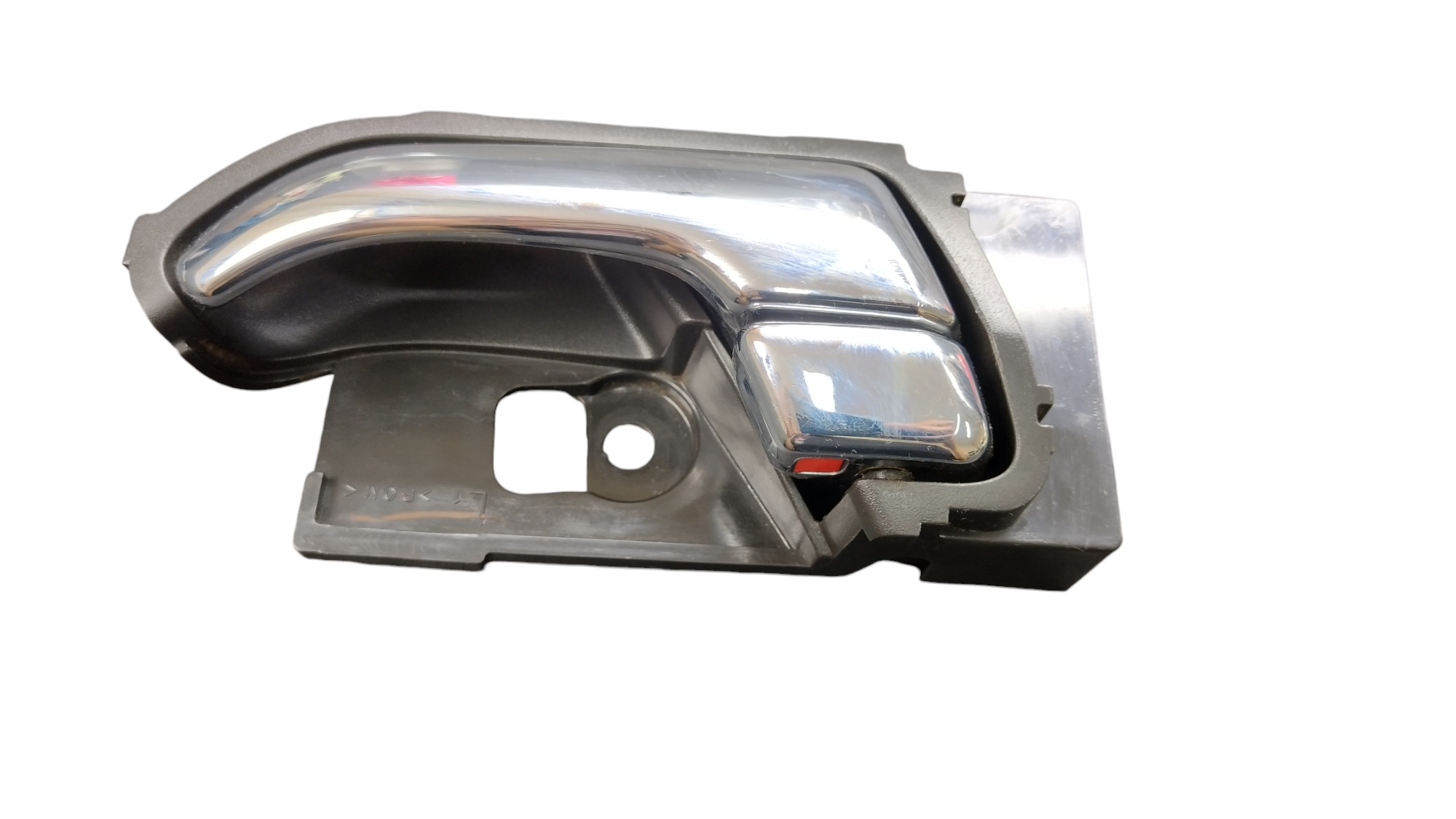 Maçaneta Interna Dianteira Esquerda Chevrolet S10 2015 Preto E Cromado Dianteira 3
