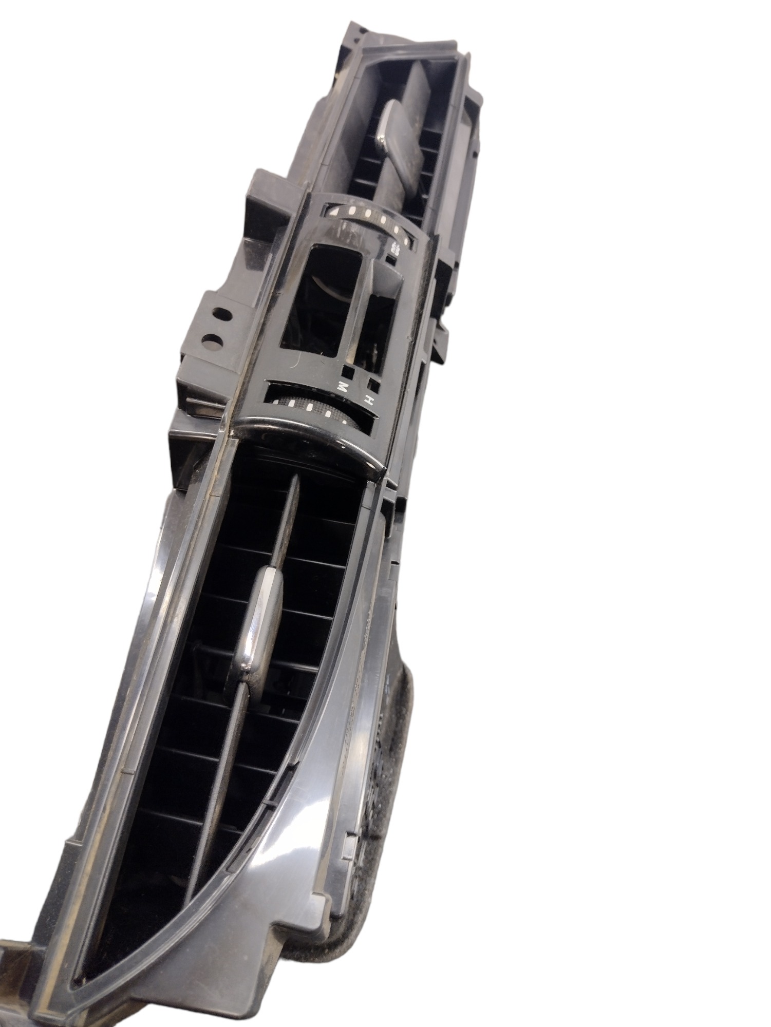 Moldura Difusor Central Hilux 2.8 2019 5