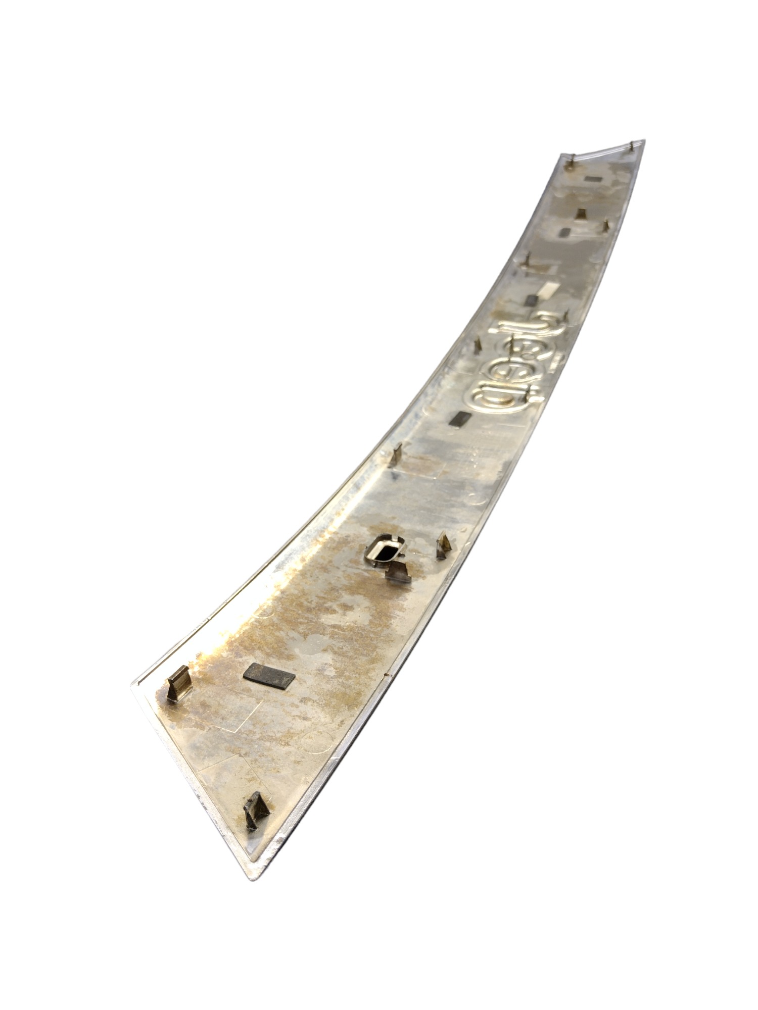 Aplique Cromado Tampa Traseira Grand Cherokee 2011 3