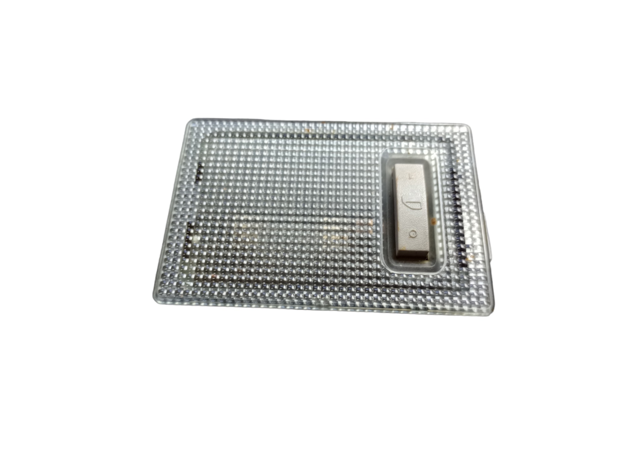 Luz Cortesia Teto Tracker 2024 4