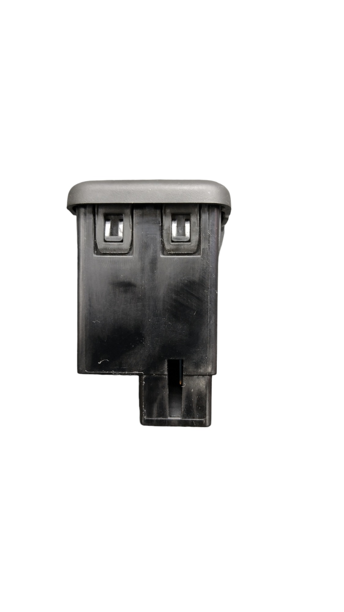 Entrada Usb Chevrolet Tracker 2021 2