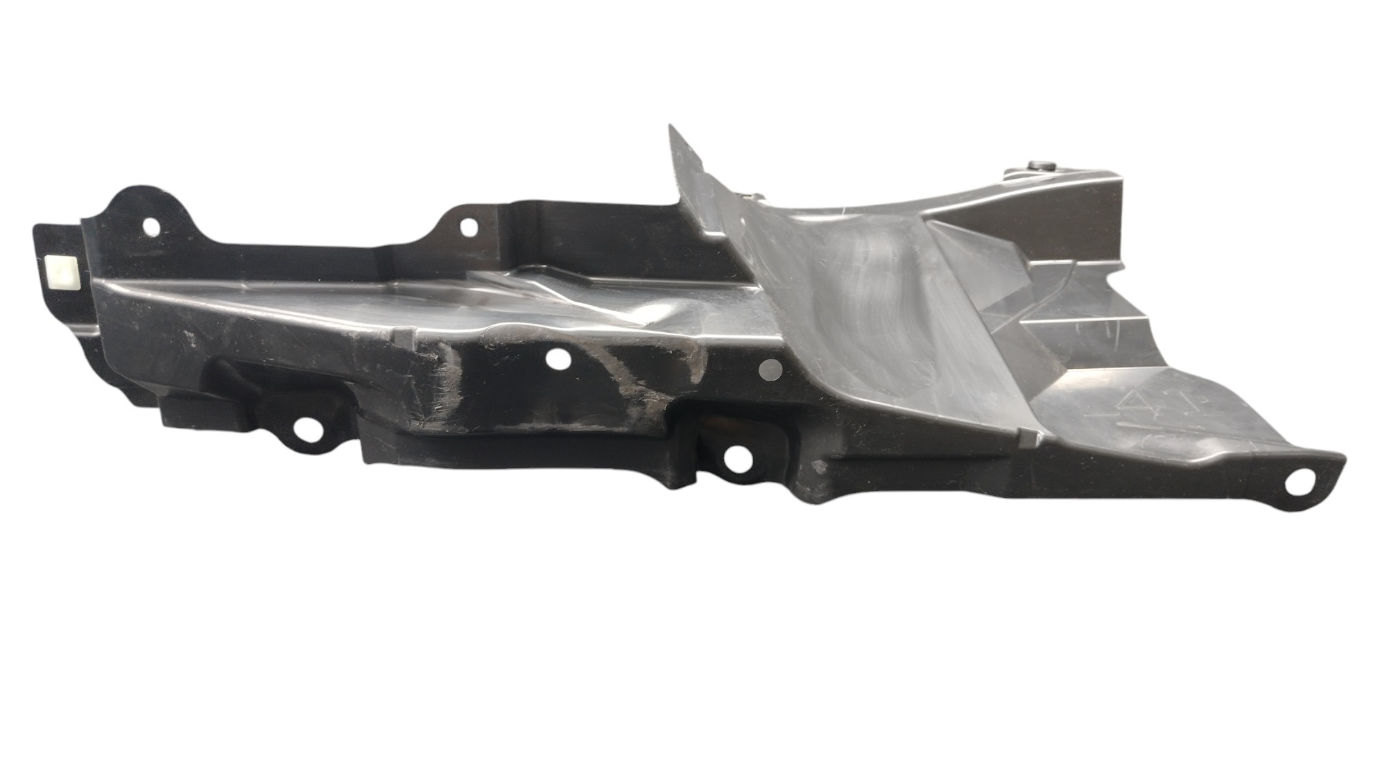 Defletor Esquerdo Motor Corolla 2023 4