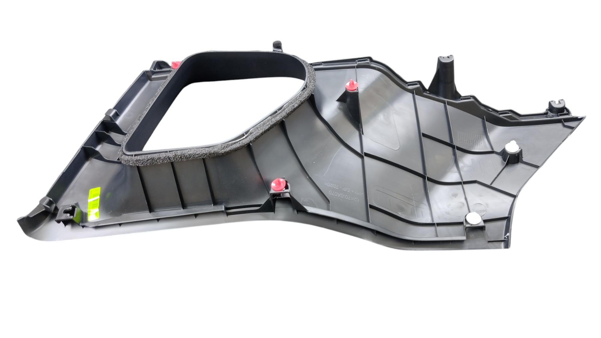 Acabamento Superior Porta Malas L.d Corolla Cross 2024 4