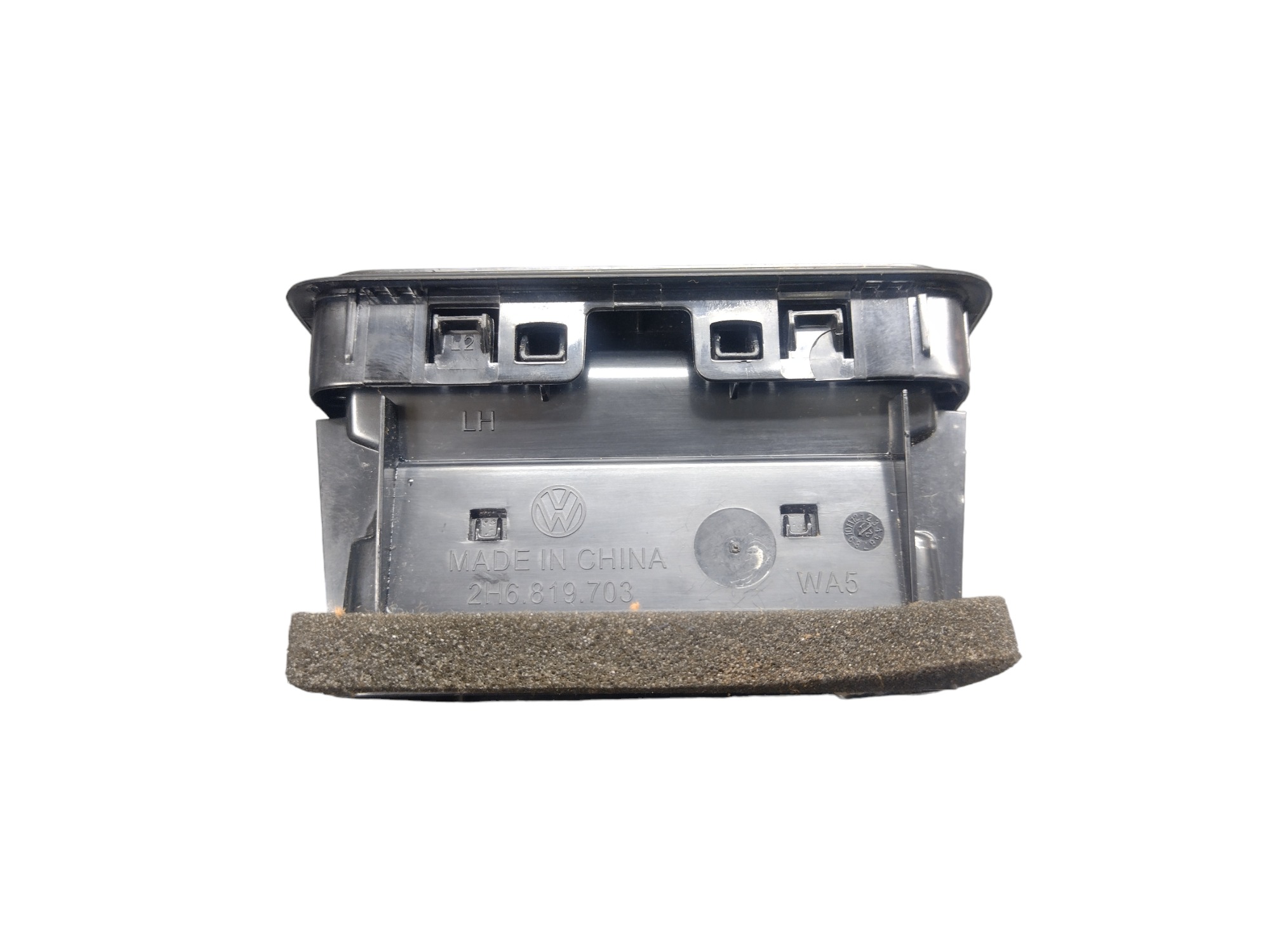 Difusor De Ar Lado Esquerdo Amarok 2022 Com Detalhes 3