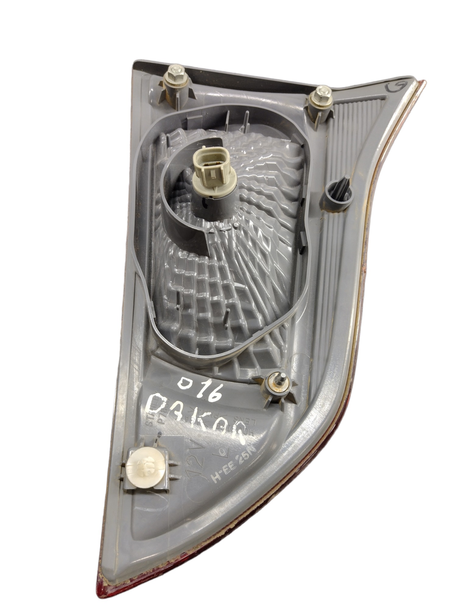 Lanterna T.e Tampa Pajero Dakar 2014 4