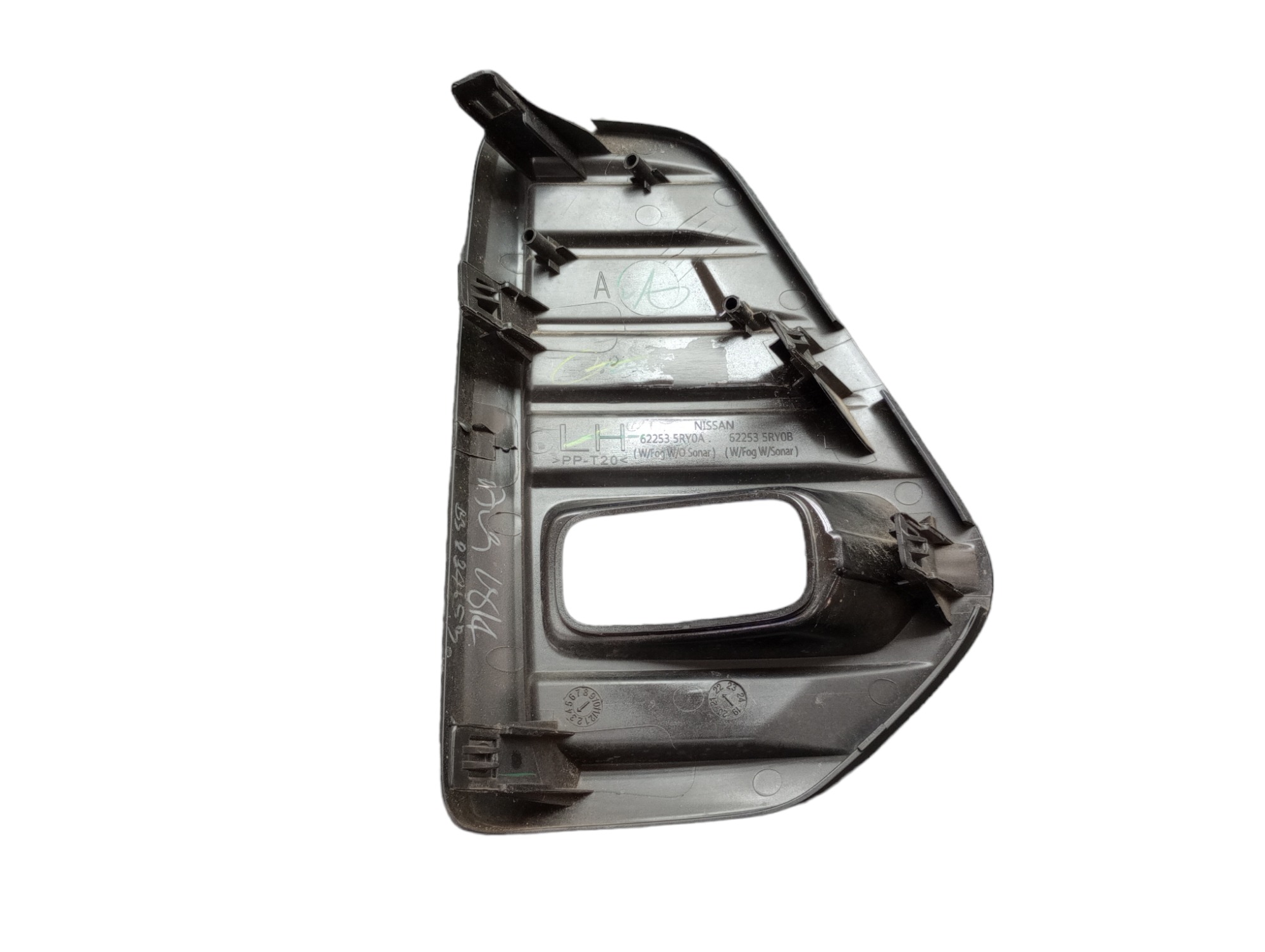 Moldura L.e Farol Auxiliar Milha Nissan Kicks 2022 4