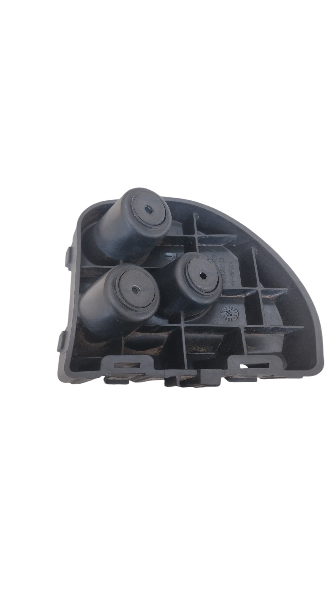Suporte Superior Parachoque T.d Tracker 2024 3