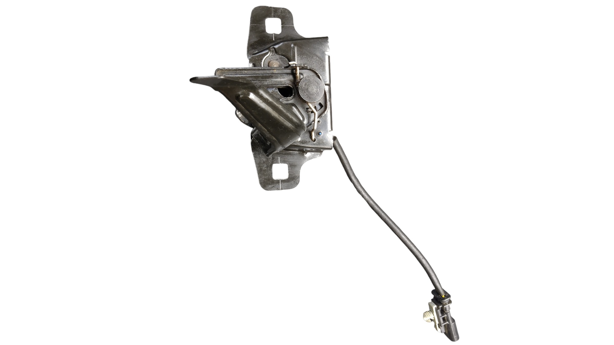 Fechadura Capô Gm Tracker 2024 4