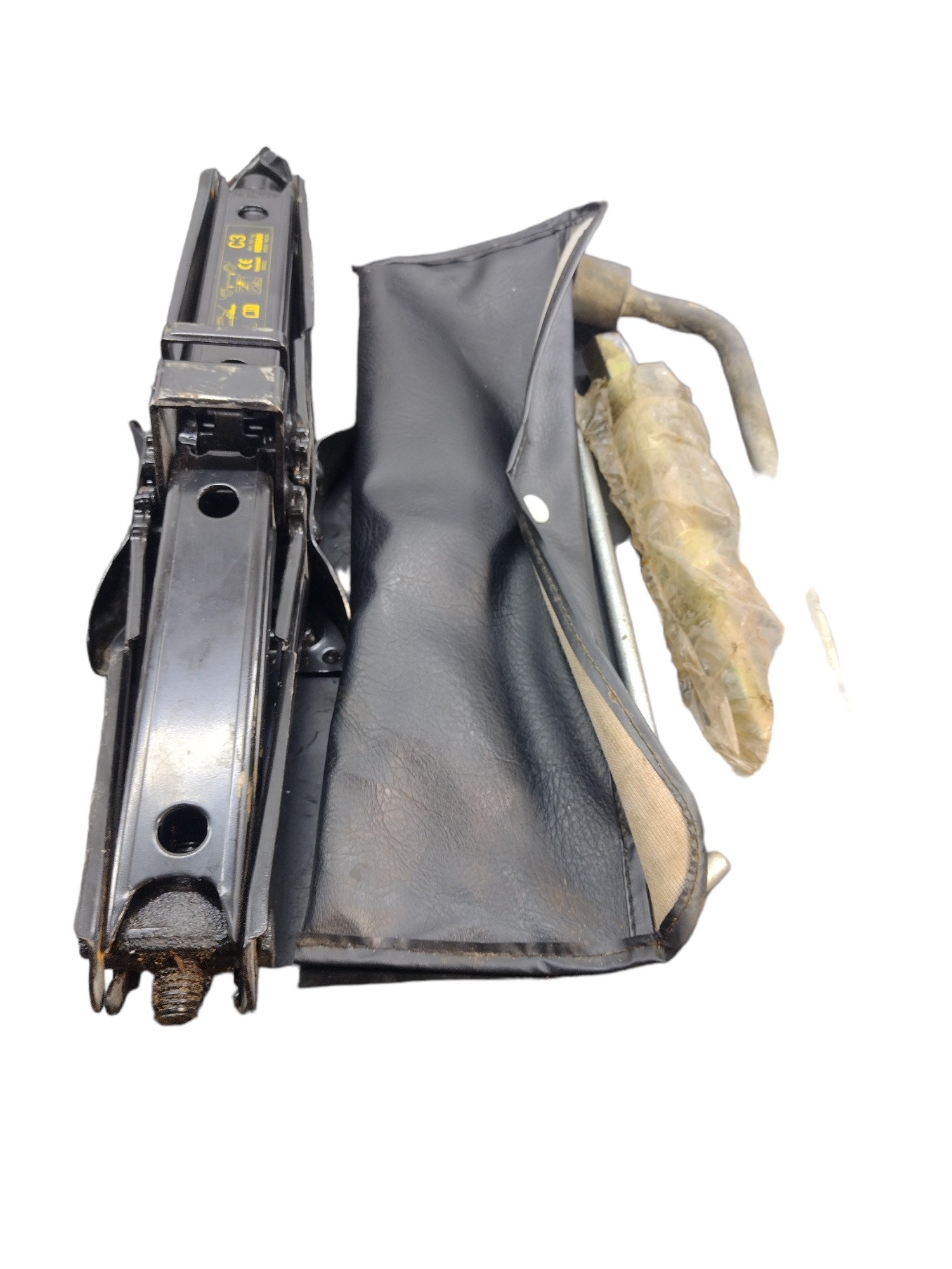 Kit Ferramentas Macaco Nissan Versa 2
