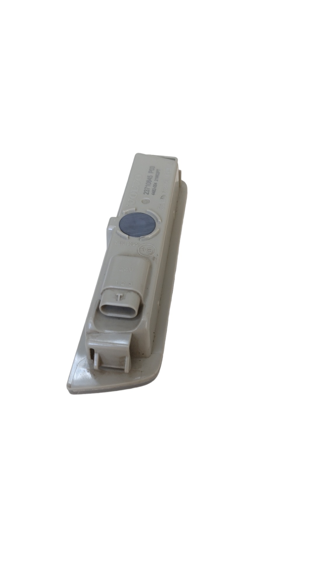 Luz Cortesia Cabine Volvo Fh 460-540 2016 A 2021 2