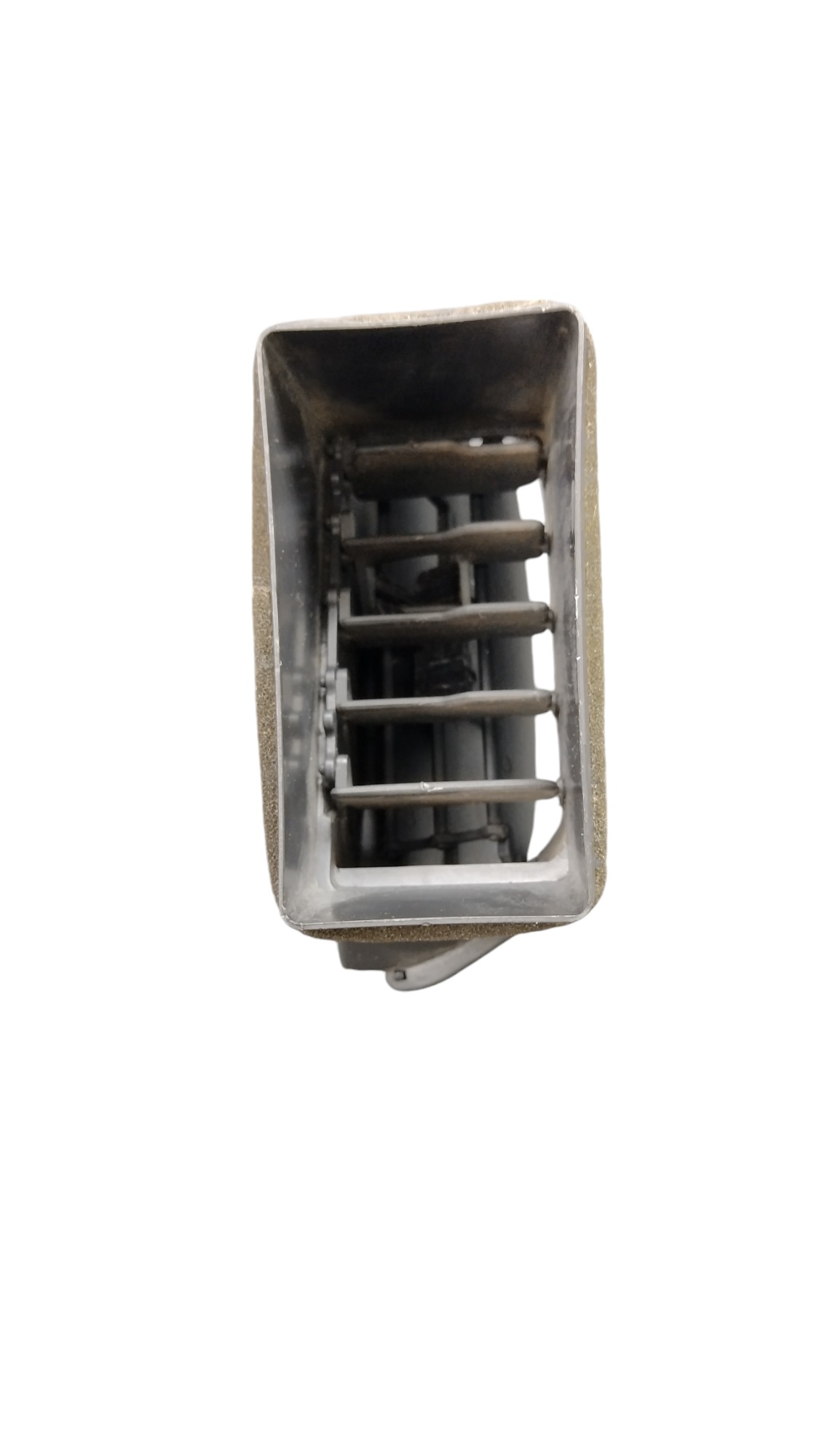 Difusor De Ar Central L.d Trailblazer 2015 3